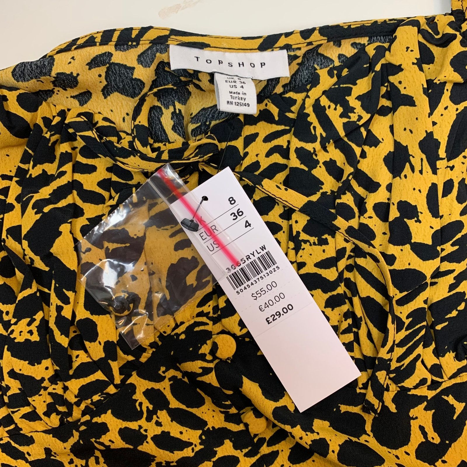 Topshop Topshop Ruched Sleeve Animal Print Peplum Ruffle Top 4 S Size S / US 4 / IT 40 - 3 Thumbnail