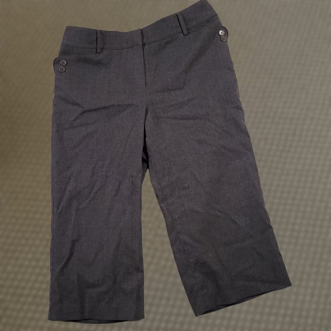 Talbots VINTAGE Talbots Capri Dress Pants Women's 12 Petite Lined Wool Gray Cropped Mid-Rise Size 34" / US 12 / IT 48 - 1 Thumbnail