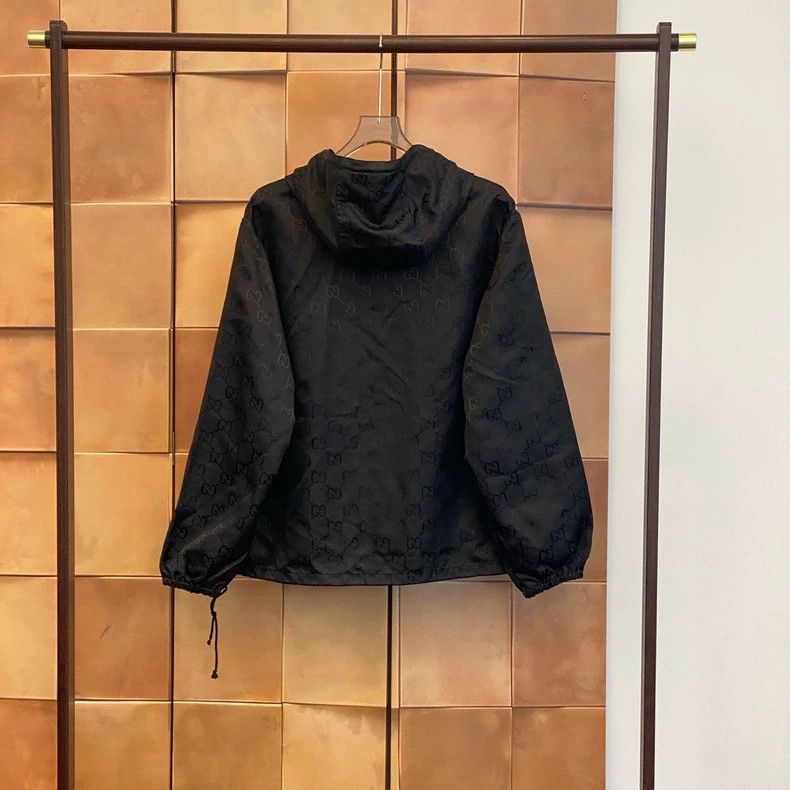 Gucci Gucci Black dark pattern old flower full print hooded windb Size US M / EU 48-50 / 2 - 2 Thumbnail