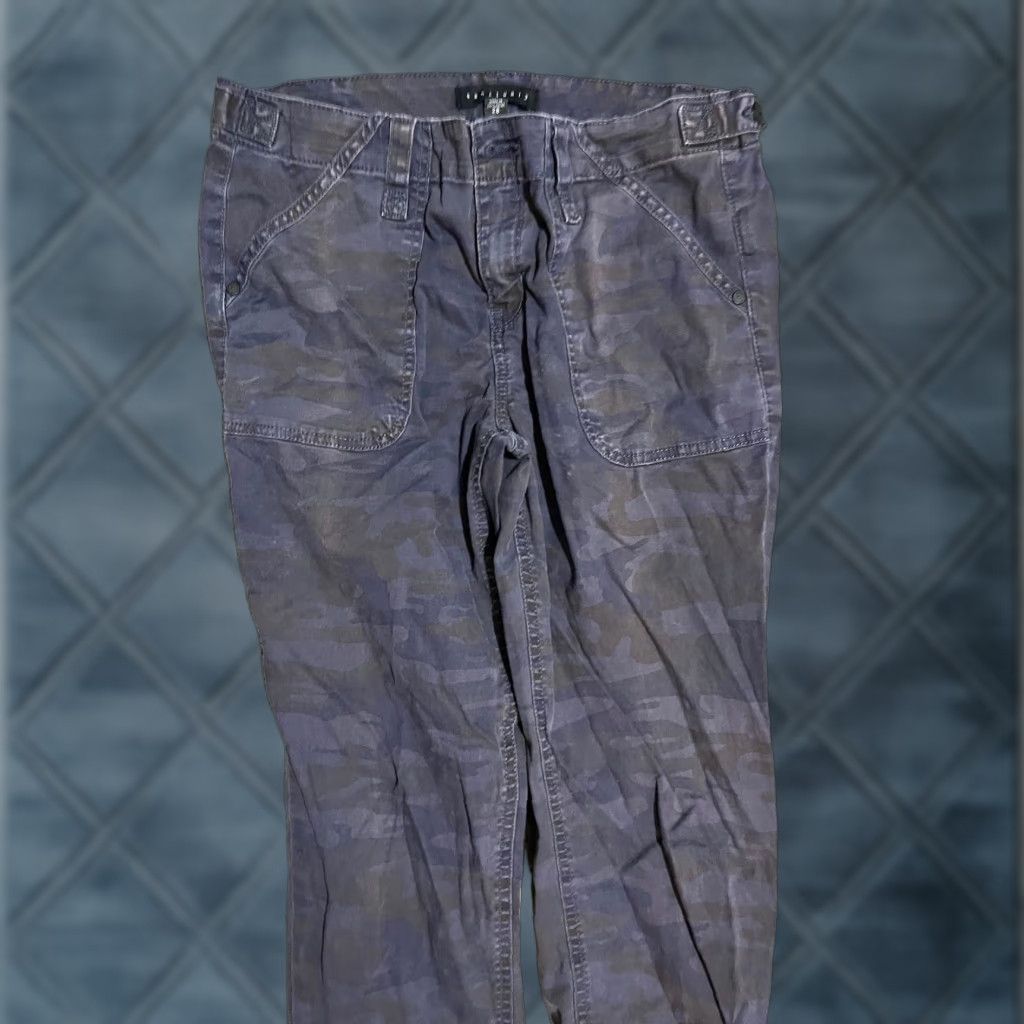Sanctuary Sanctuary Pants Women Cropped Cropped Jogger Pants Military Army Camo Camouflage Cotton 28 Blue Regular Style Size 28" / US 6 / IT 42 - 1 Thumbnail