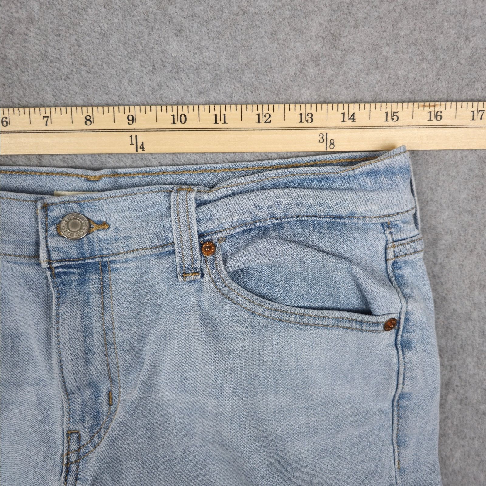 Levi's Levi's Womens 29x27 Boyfriend Jeans Light Wash Size 29" - 13 Thumbnail
