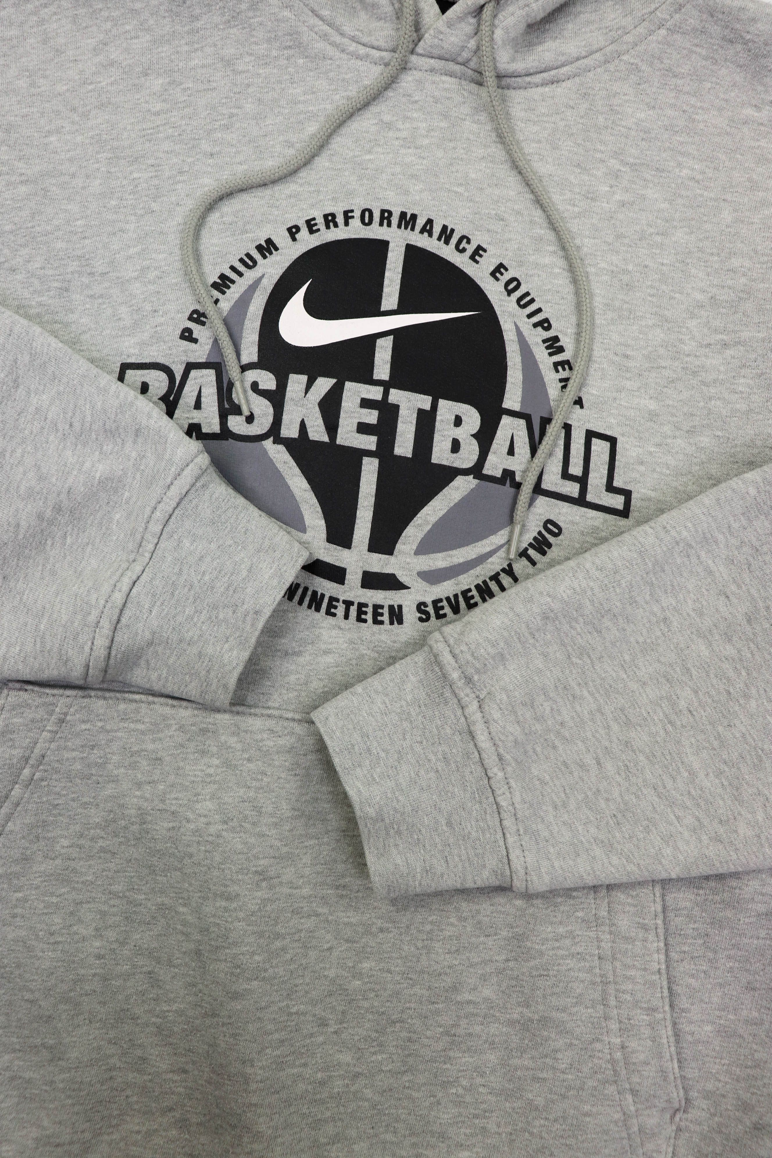 Nike Nike Vintage 00s Basketball Gray Graphics Hoodie Size US M / EU 48-50 / 2 - 7 Thumbnail
