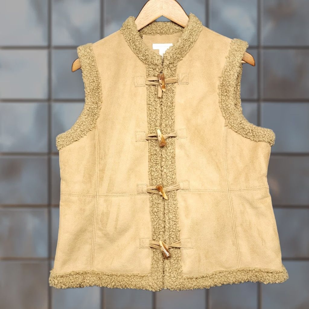 Charter Club Charter Club Vest Womens Large Tan Sherpa Lined Faux Suede Western Boho Toggle Size L / US 10 / IT 46 - 1 Thumbnail