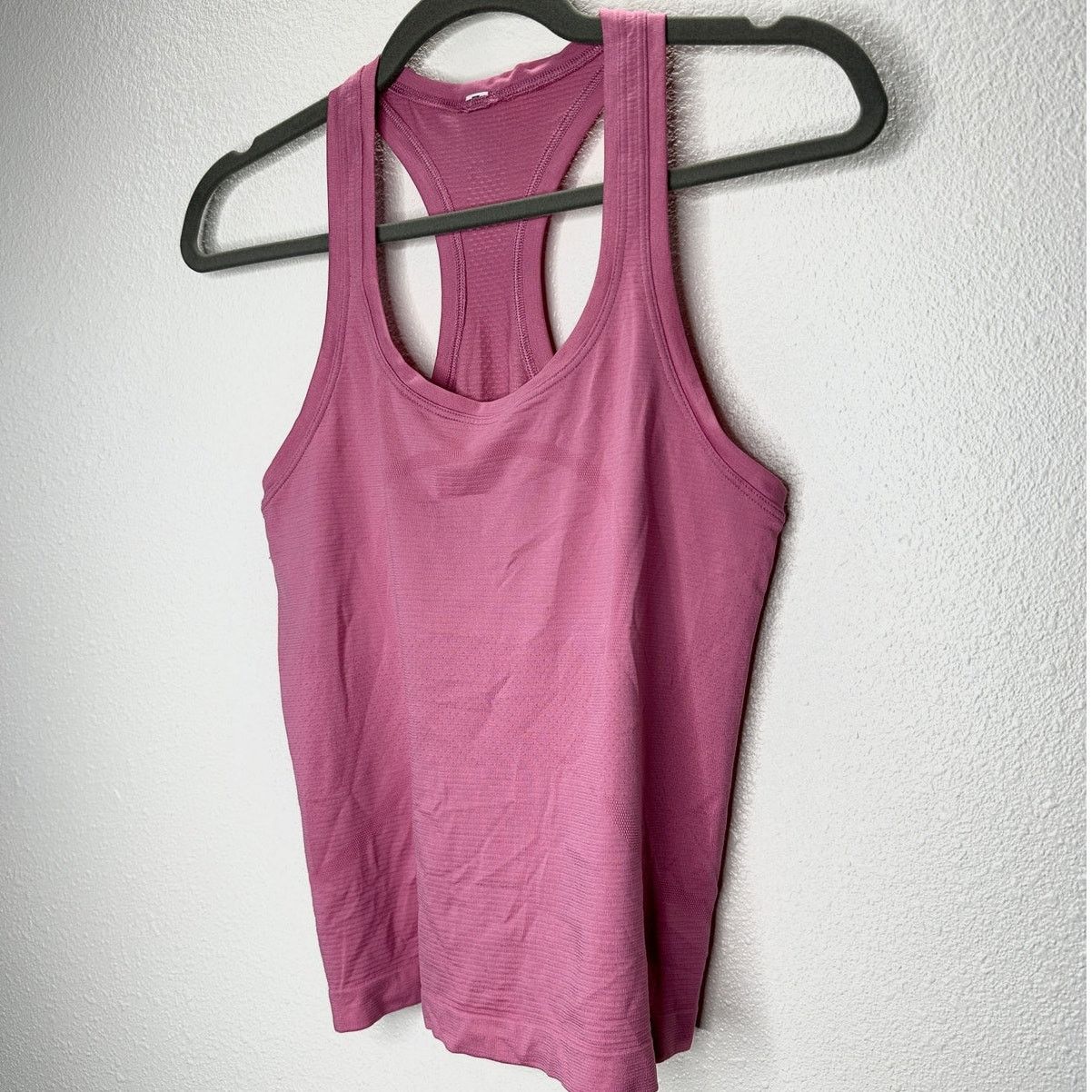 Lululemon Lululemon Pink Round Neck Long Line Racerback Tank Top 4 Size S / US 4 / IT 40 - 4 Thumbnail