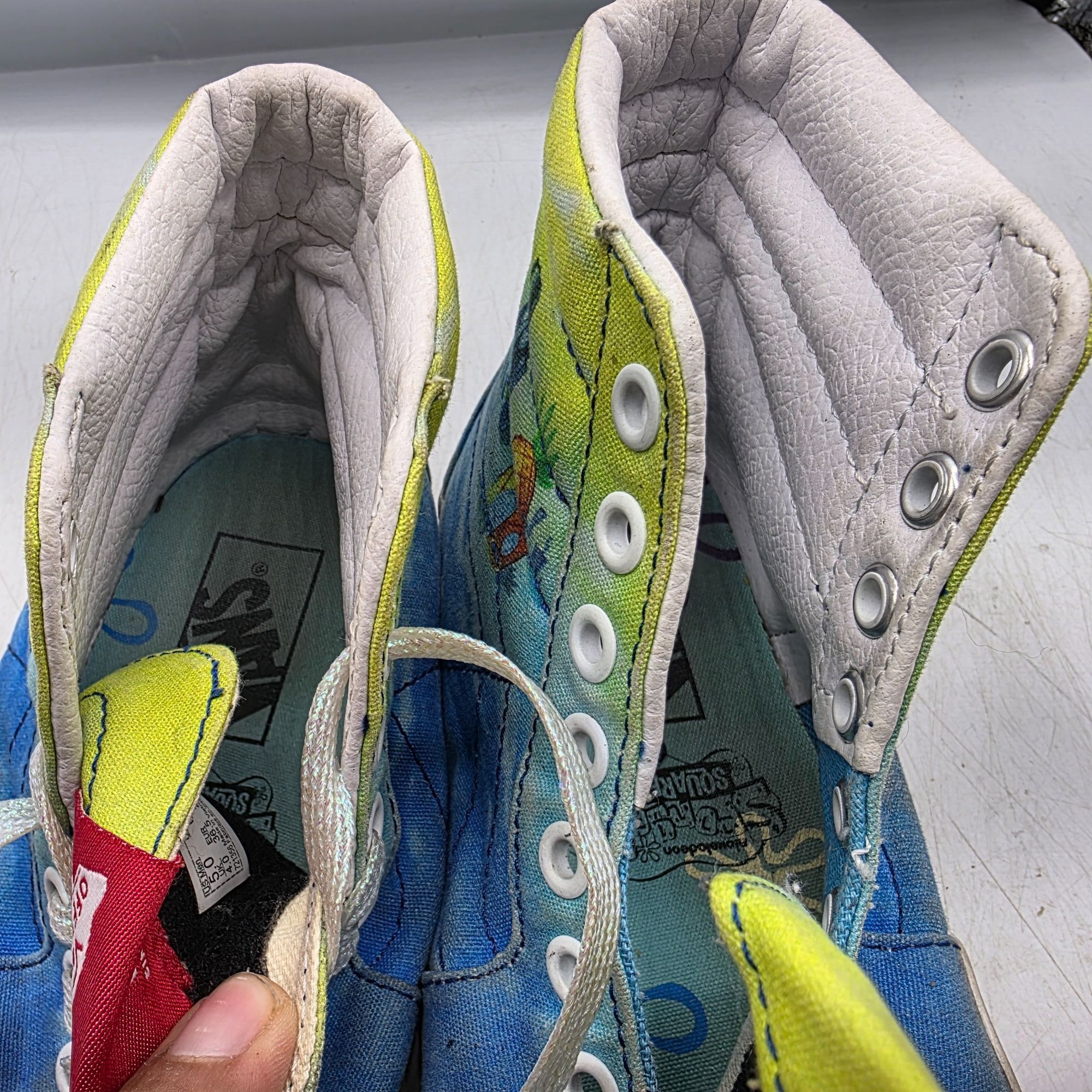 Vans Vans Sk8-Hi x Spongebob Squarepants Womens Size 6.5 Blue Sne Size US 6.5 / IT 36.5 - 9 Thumbnail