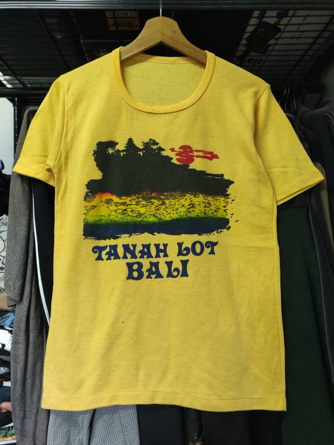 Vintage Vtg 80's Tanah Lot Bali Single Stich T-Shirt Size US S / EU 44-46 / 1 - 3 Thumbnail