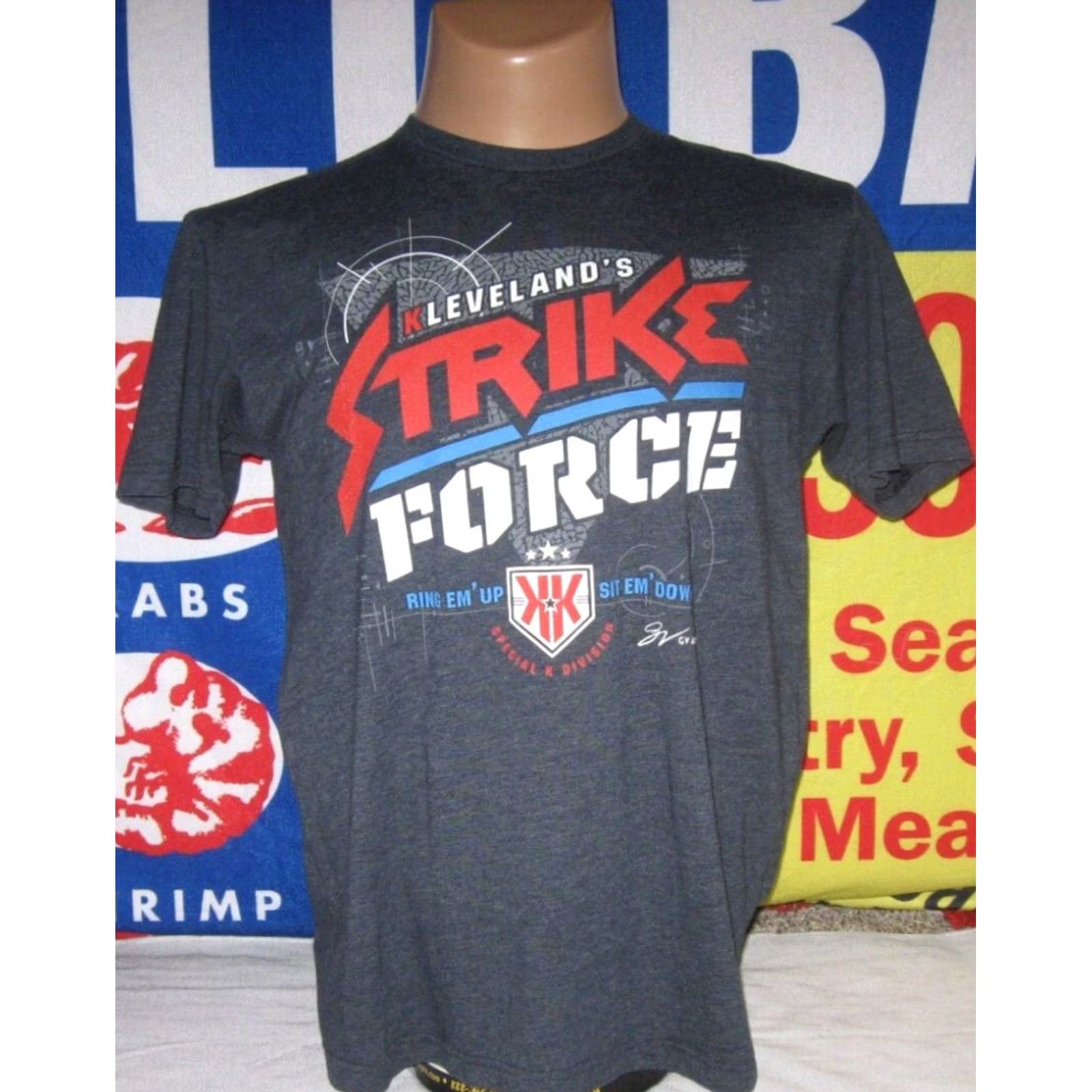 Vintage KLEVELAND'S STRIKE Force Special K Division t shirt Men's L MMA CLEVELAND OHIO Size US L / EU 52-54 / 3 - 2 Thumbnail