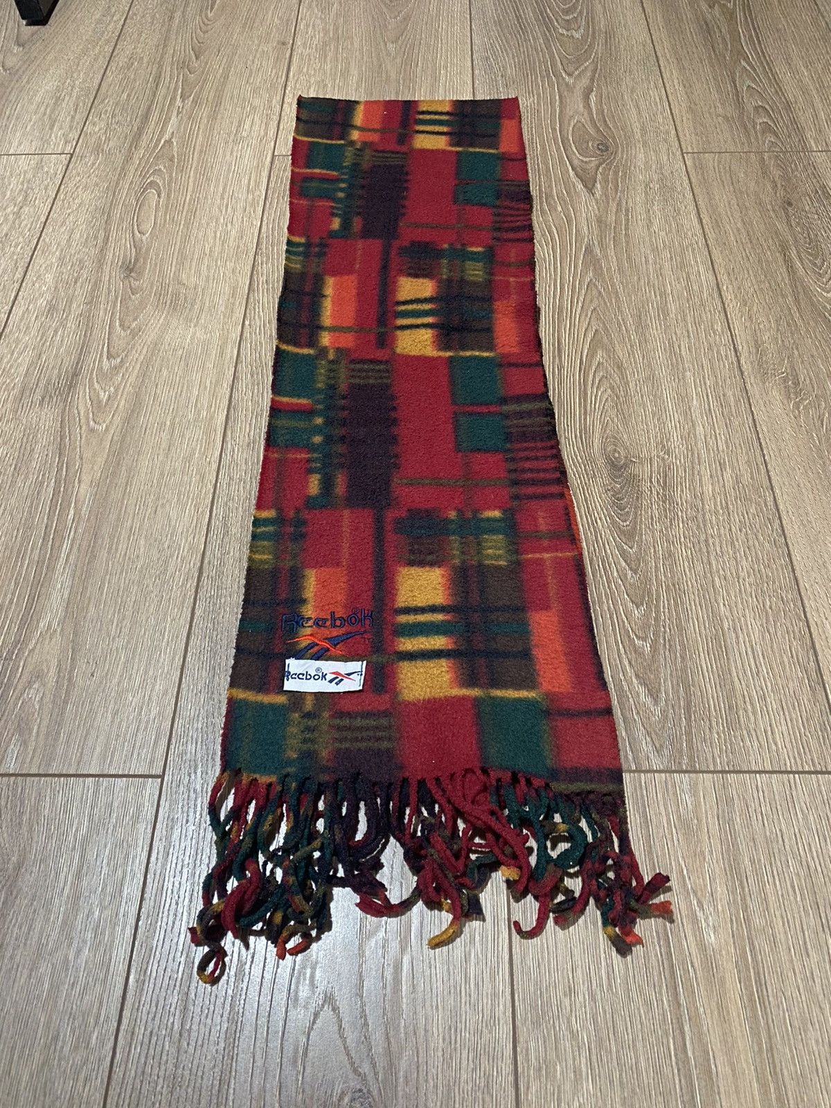 Reebok Vintage Rare Reebok Archival sportswear Scarf Size ONE SIZE - 3 Thumbnail