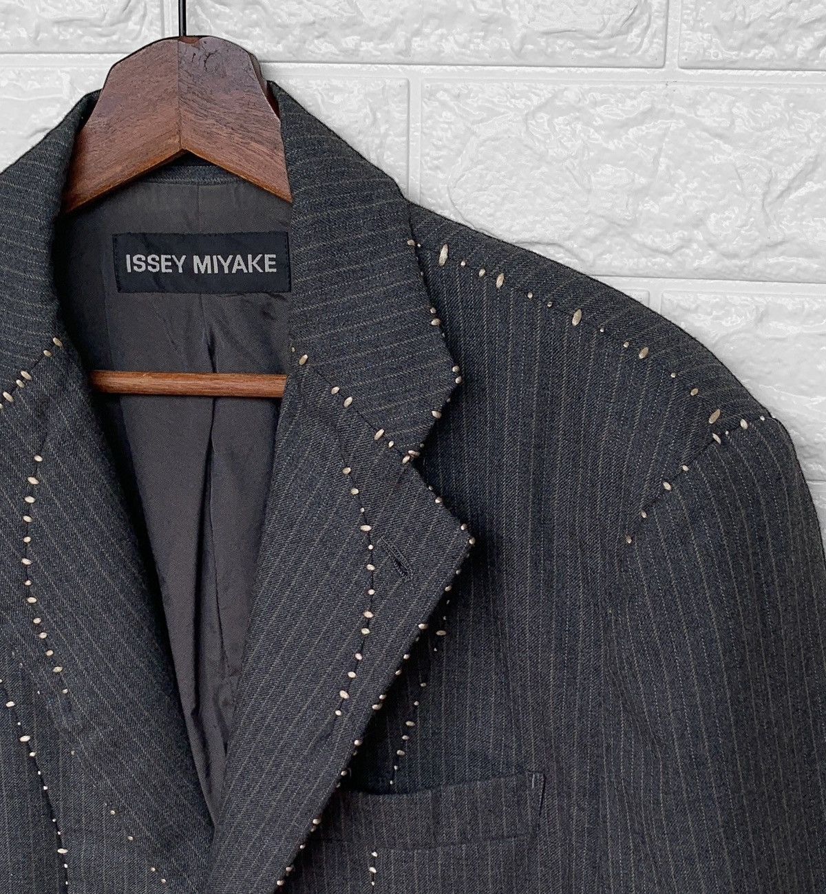 Issey Miyake AW 2005 Issey Miyake Show Hand Stitches Open Thread Blazer Size US M / EU 48-50 / 2 - 11 Thumbnail