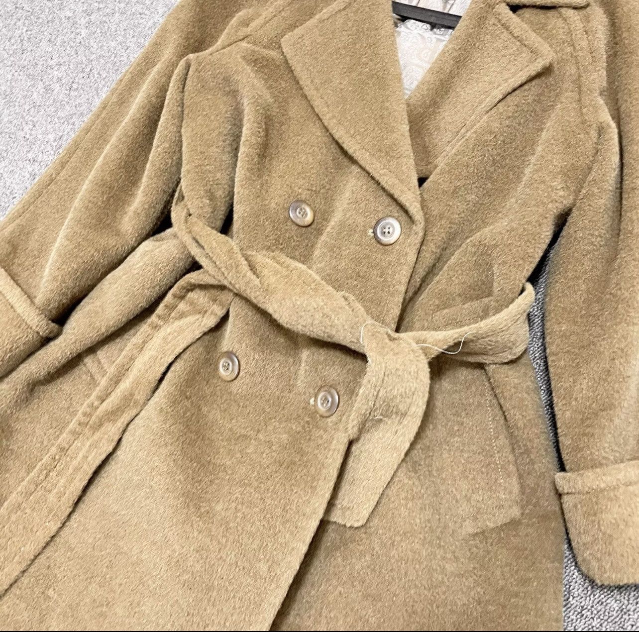Burberry × Vintage Burberry Vintage Alpaca Wool Coat Size M / US 6-8 / IT 42-44 - 4 Thumbnail