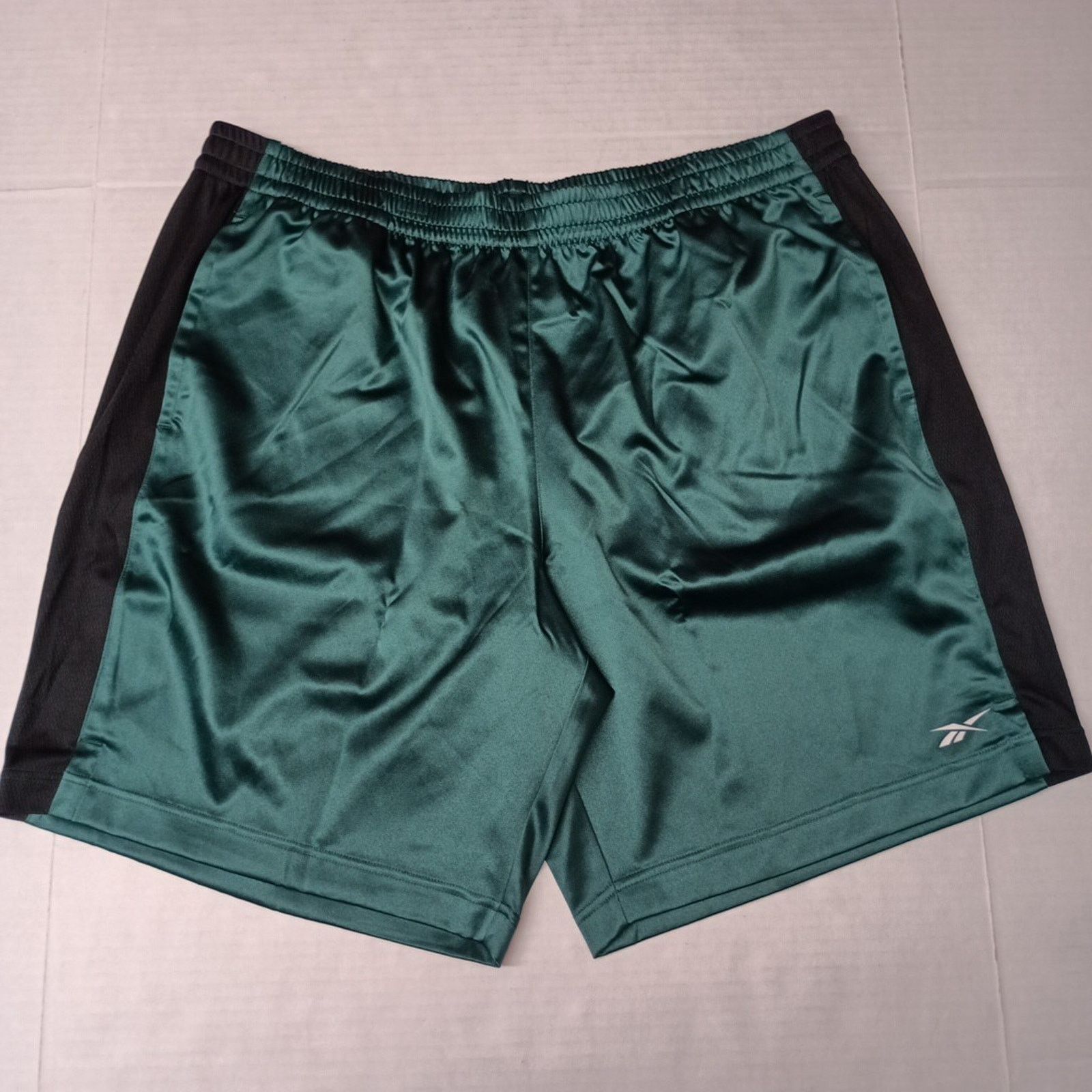 Reebok Reebok Men's Satin Mesh Basketball Shorts 2XL Green Pull On Size US 38 / EU 54 - 1 Thumbnail