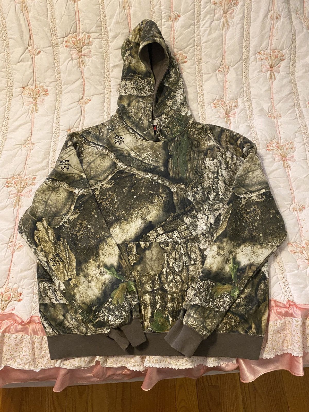 Jordan Brand Jordan Men's Realtree Fleece Hoodie Size Medium Mens Size US M / EU 48-50 / 2 - 1 Thumbnail