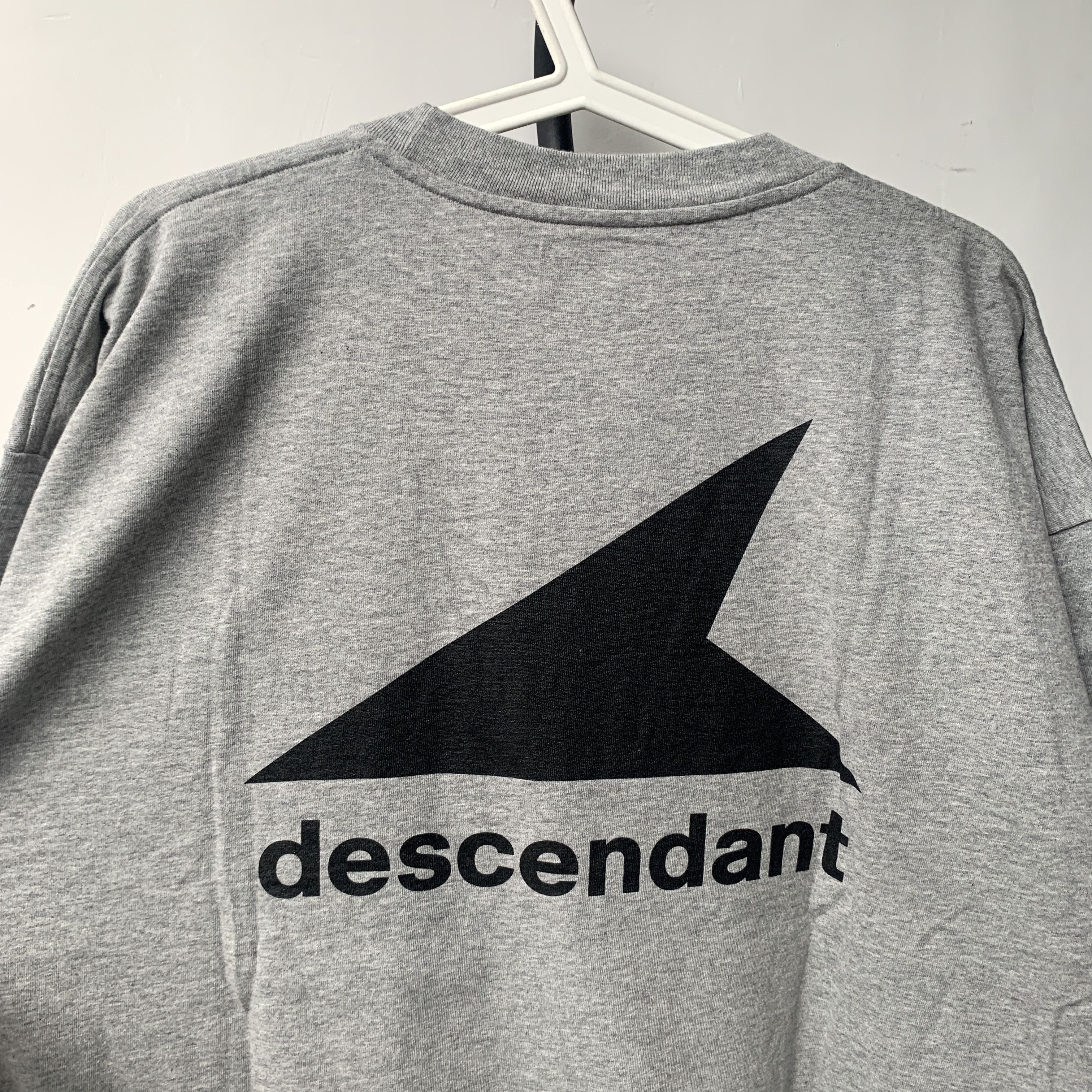 Descendant Descendants CTS organic cotton crop ss Size US L / EU 52-54 / 3 - 3 Thumbnail