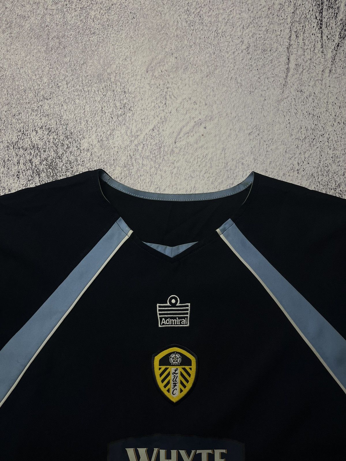 Vintage LEEDS UNITED 2005 AWAY FOOTBALL SHIRT SOCCER JERSEY ADMIRAL Size US XL / EU 56 / 4 - 8 Thumbnail