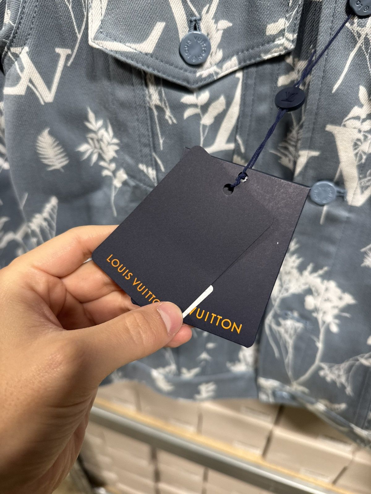 Louis Vuitton Louis Vuitton Lead Printed Denim Jacket NEW 3500$ Size US L / EU 52-54 / 3 - 3 Thumbnail