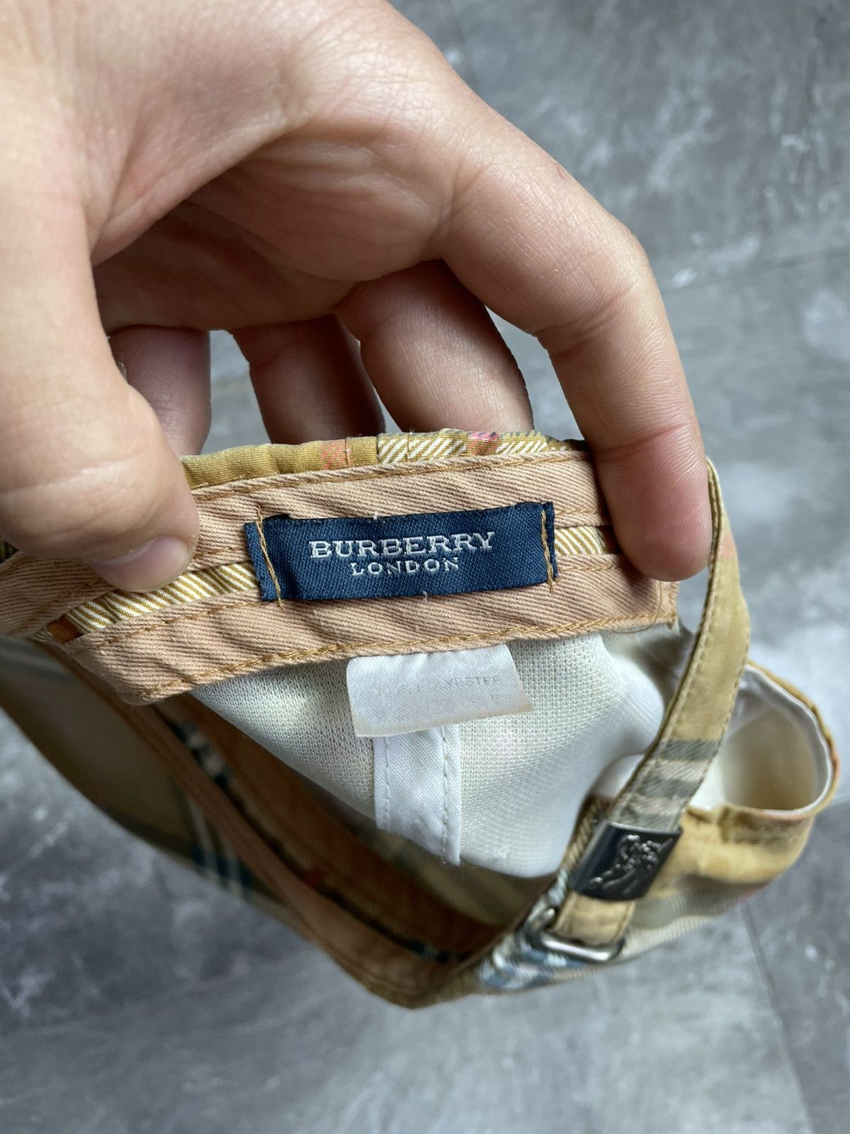 Burberry Burberry London Vintage Rare Nova Check Cap Streetwear Y2k Size ONE SIZE - 9 Thumbnail