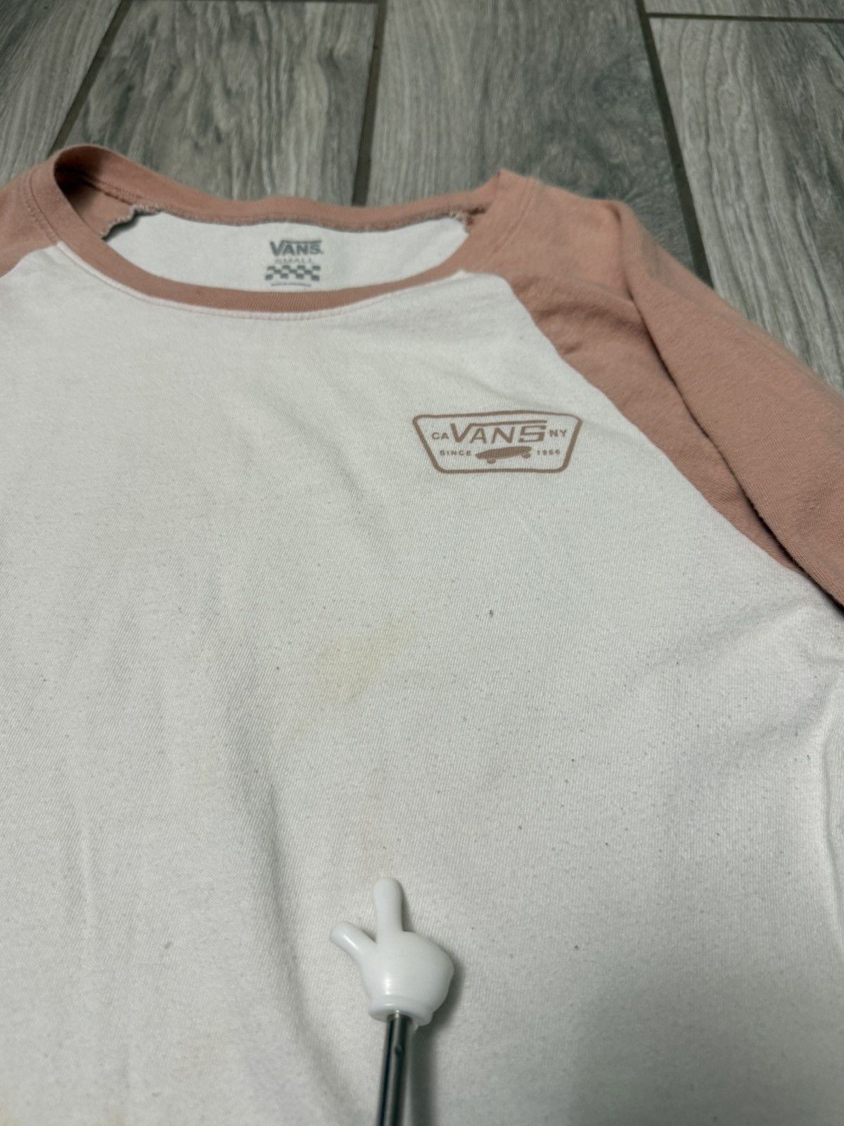 Vans Vans Off The Wall Women’s White/Pink Long Sleeve Shirt Size S / US 4 / IT 40 - 5 Thumbnail