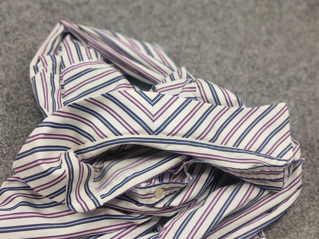 Burberry Vintage Burberry London loose shirt thin stripes cufflinks Size US XL / EU 56 / 4 - 14 Thumbnail