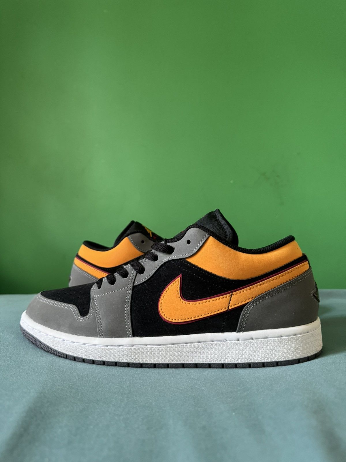 Jordan Brand Nike Air Jordan 1 Low Vivid Orange 2023 Size US 10.5 / EU 43-44 - 1 Thumbnail