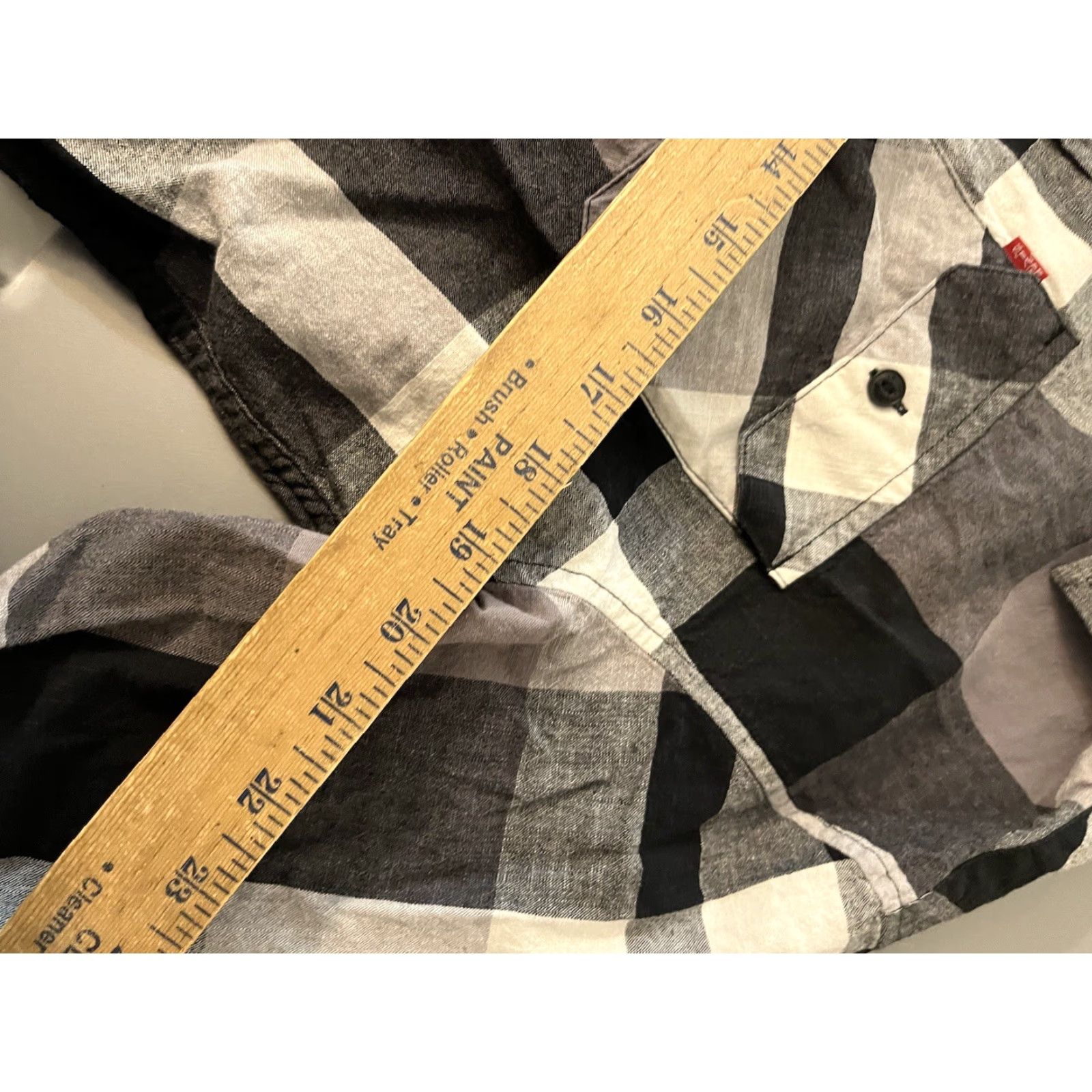 Levi's Levis Mens Shirt Black Plaid Button Up Easy Care Lightweight Collared Long Sleeve M Size US M / EU 48-50 / 2 - 5 Thumbnail