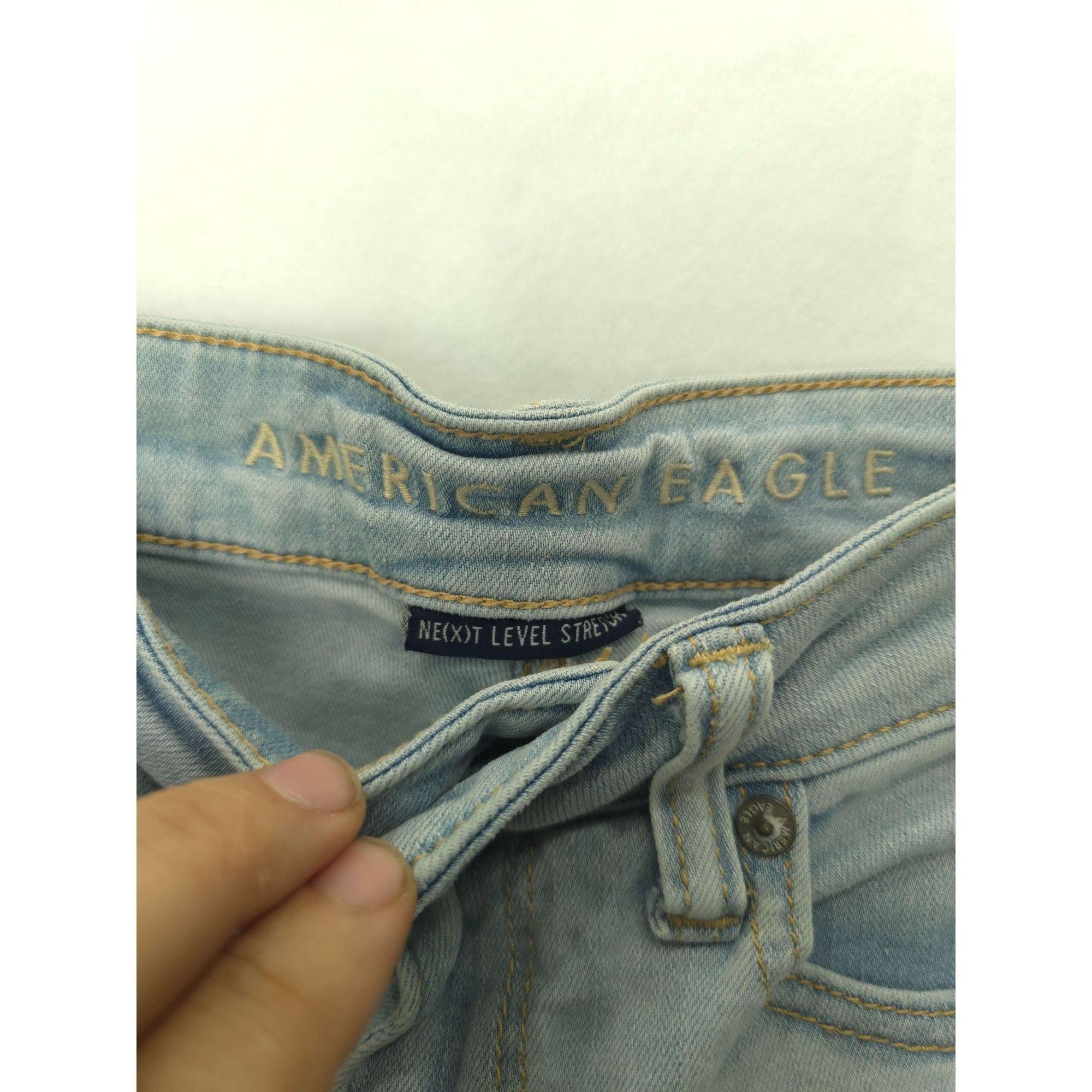 Other American Eagle Next Level Stretch Light Blue Denim High-Rise Size 28" / US 6 / IT 42 - 4 Thumbnail