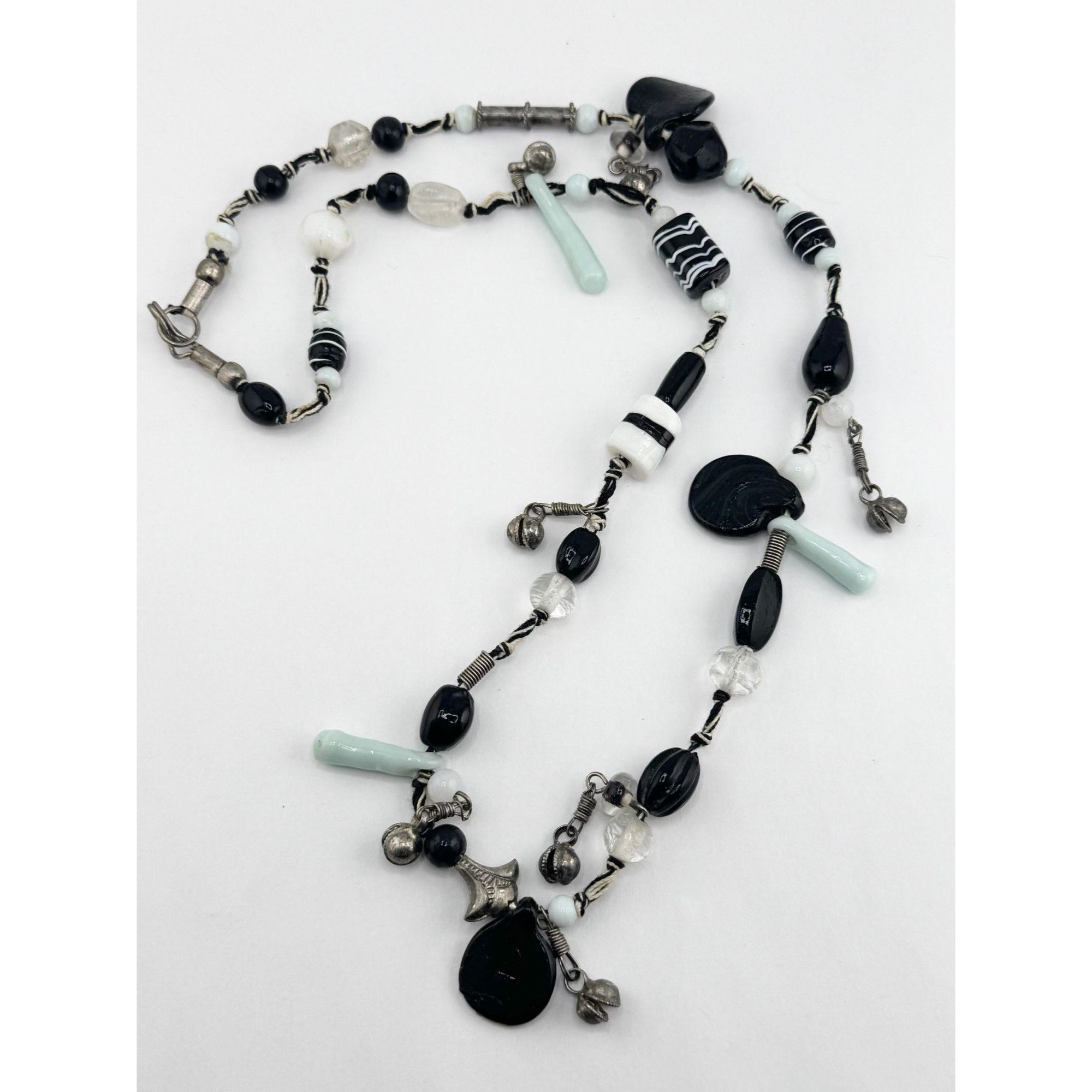 Vintage Vintage black white blue silver bell beaded glass charm neck Size ONE SIZE - 1 Thumbnail