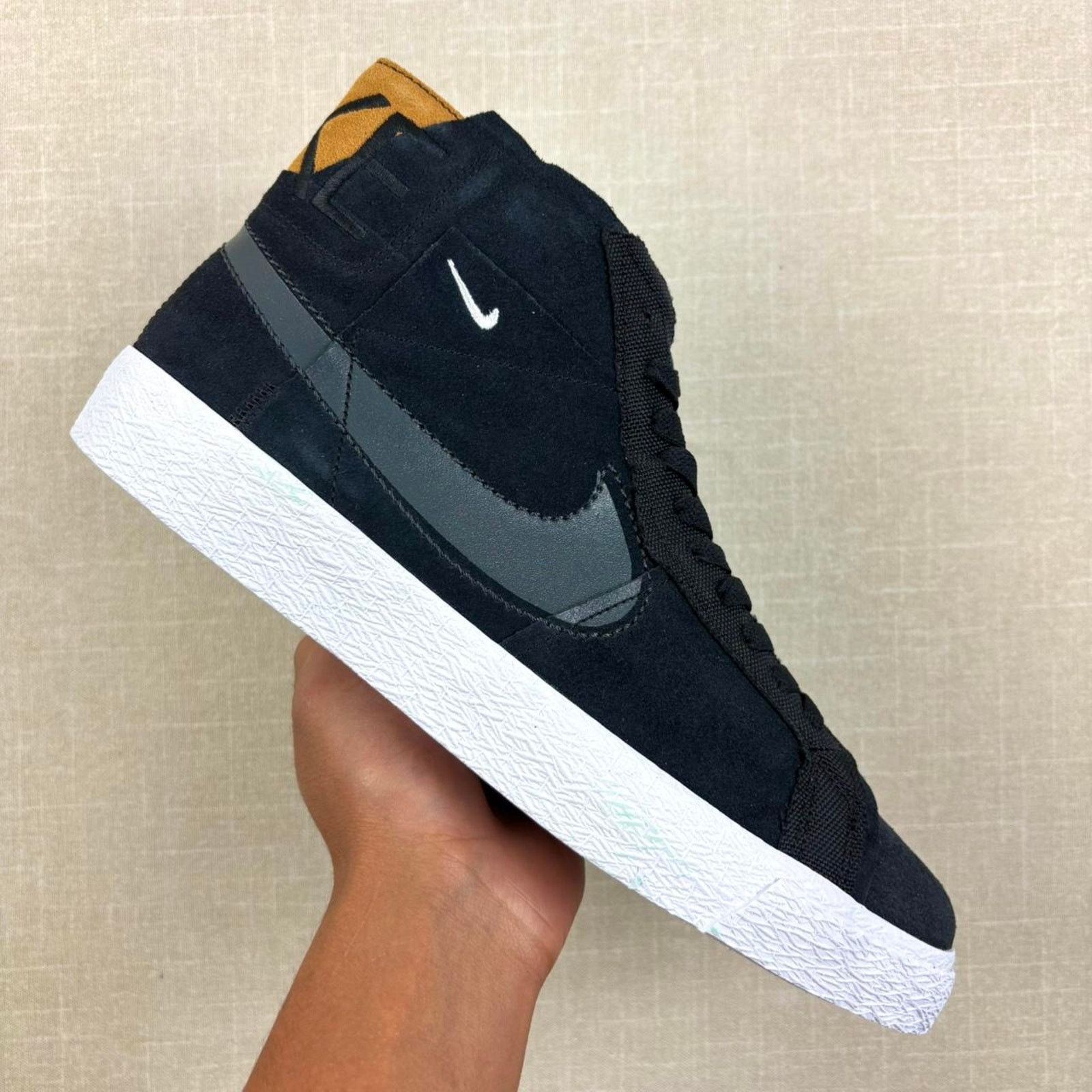 Nike ♣️ 2023 Nike SB Blazer Mid “Black Patchwork” 9.5M Size US 9.5 / EU 42-43 - 1 Thumbnail