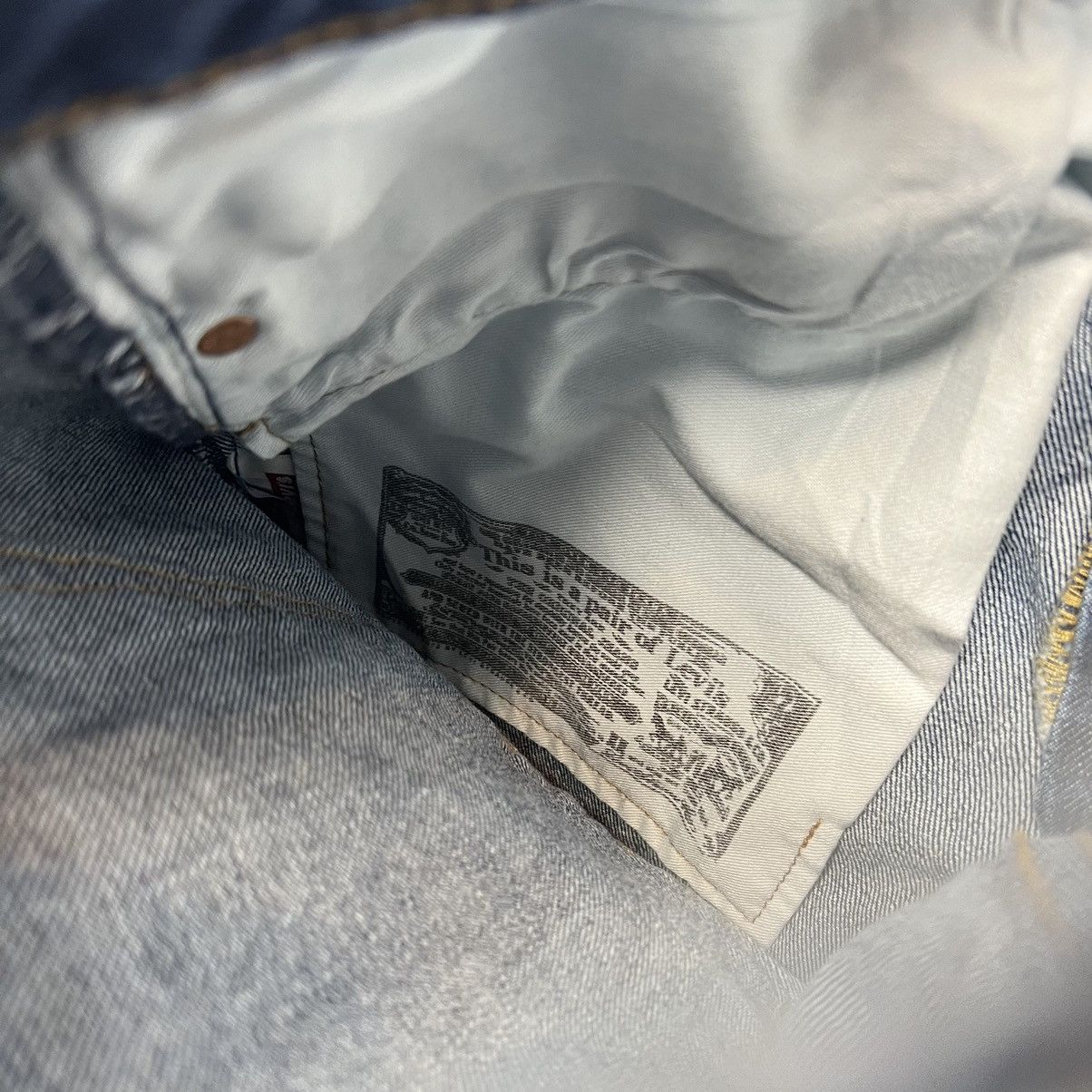 Levi's Levis Jeans Blue 501 Straight Original Denim Button Fly Size US 33 - 10 Thumbnail