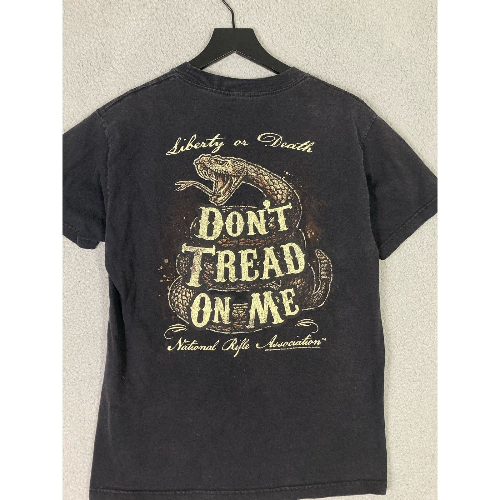 Other NRA Men's Black "Don't Tread On Me" Graphic T-Shirt Size M Size US M / EU 48-50 / 2 - 6 Thumbnail