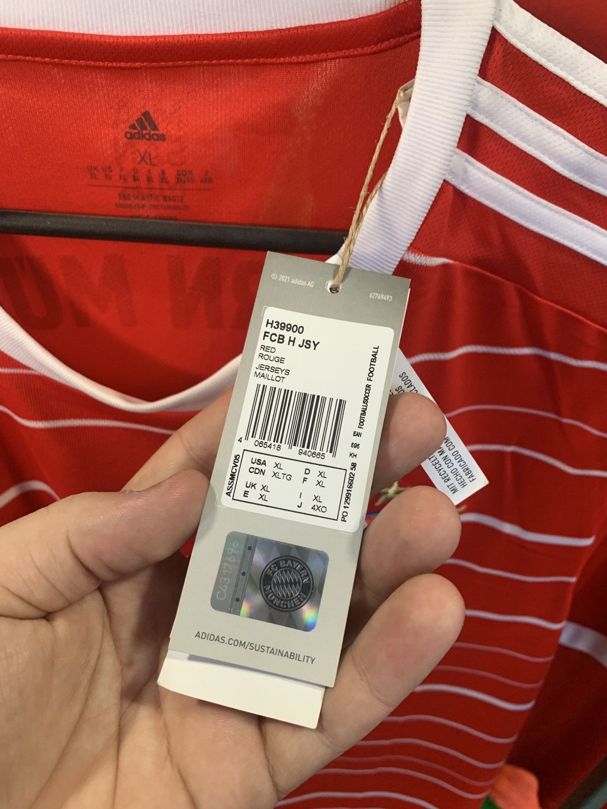 Adidas Bayern Munich Jersey Home football 2022 - 2023 Tchutcho 17 Size US XL / EU 56 / 4 - 6 Thumbnail