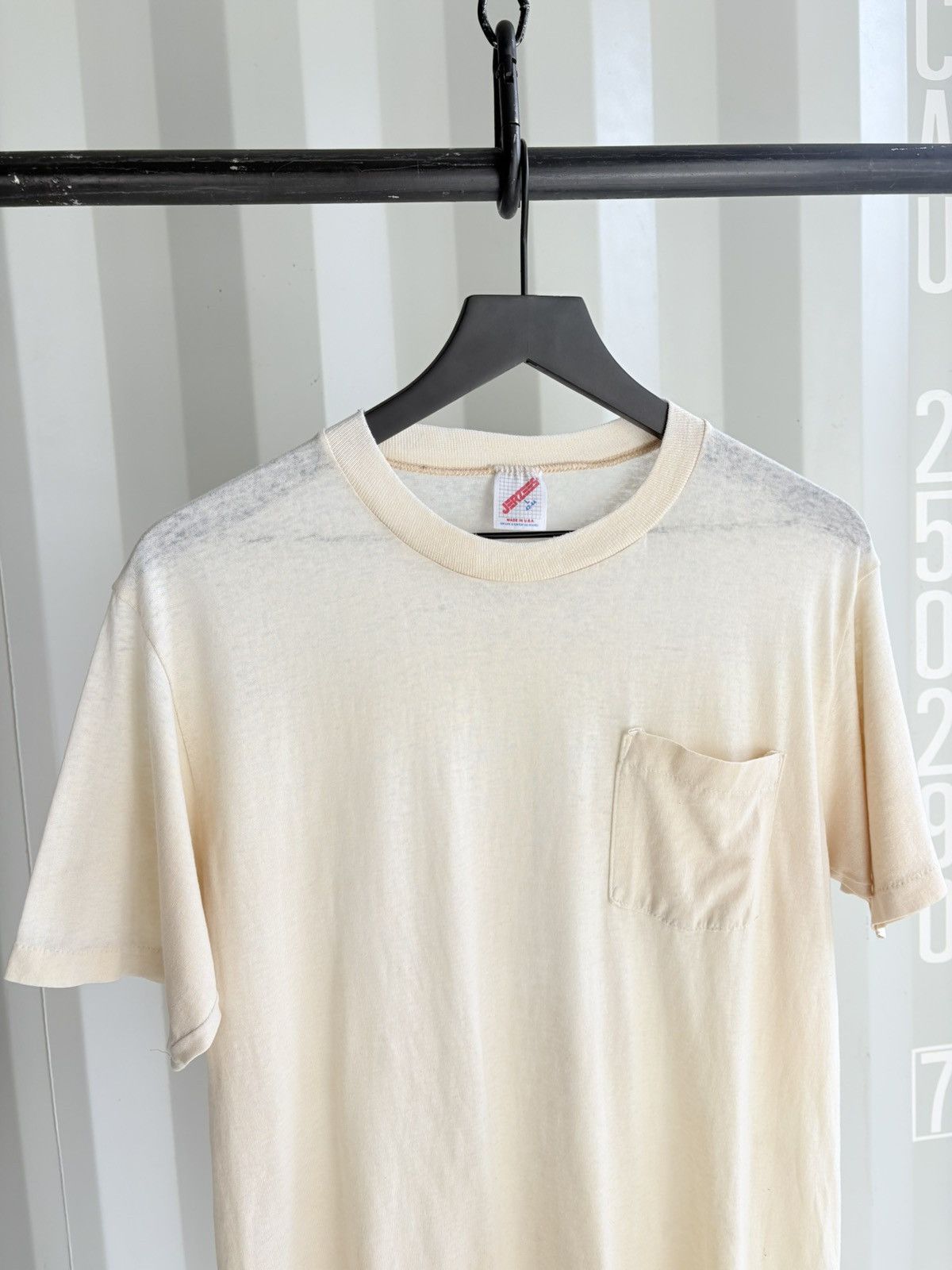 Vintage PAPER THIN Thrashed Sun Faded Tee Shirt Distressed Size US L / EU 52-54 / 3 - 2 Thumbnail