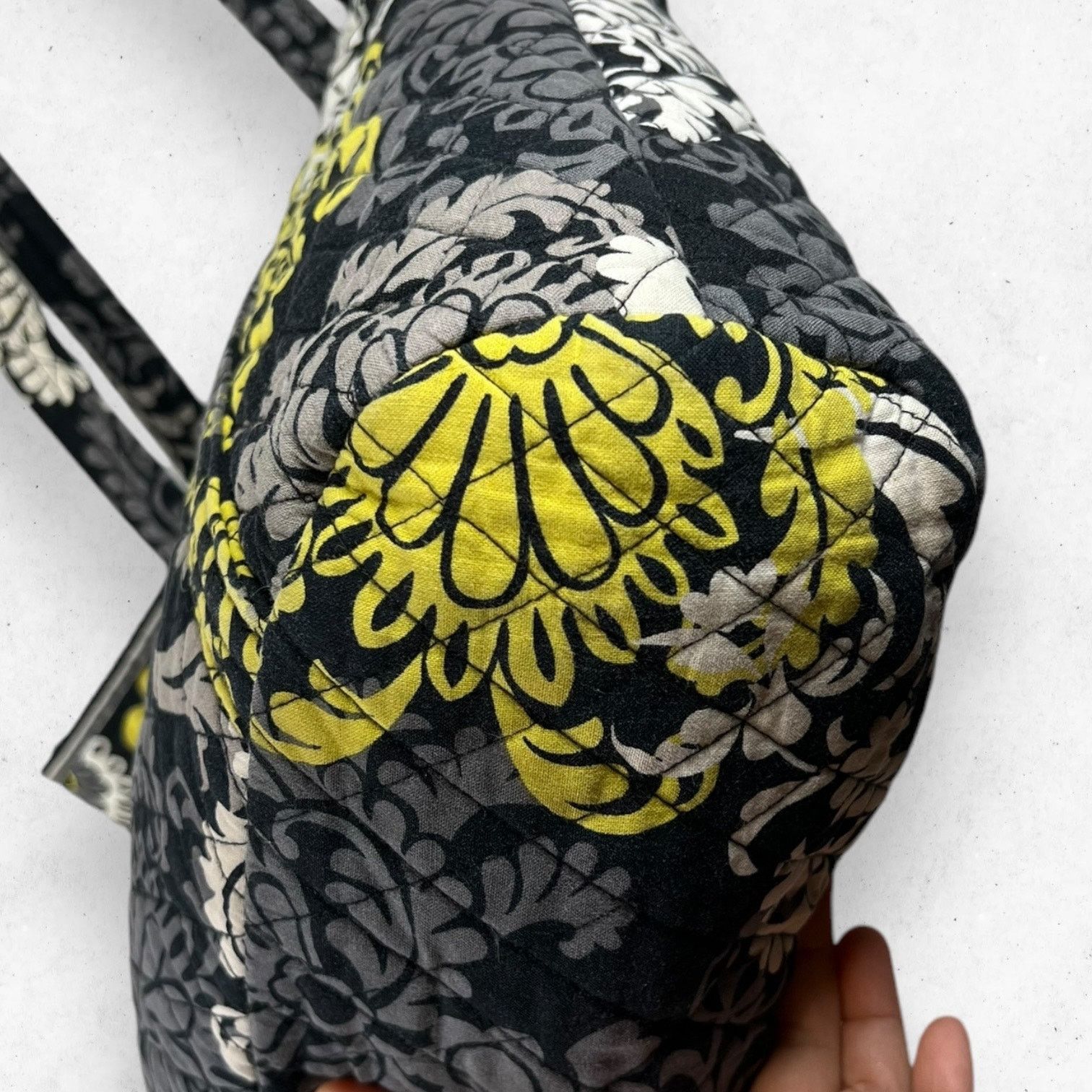 Vera Bradley Vera Bradley Retired “Baroque” Pattern Medium Tote Bag Size ONE SIZE - 4 Thumbnail