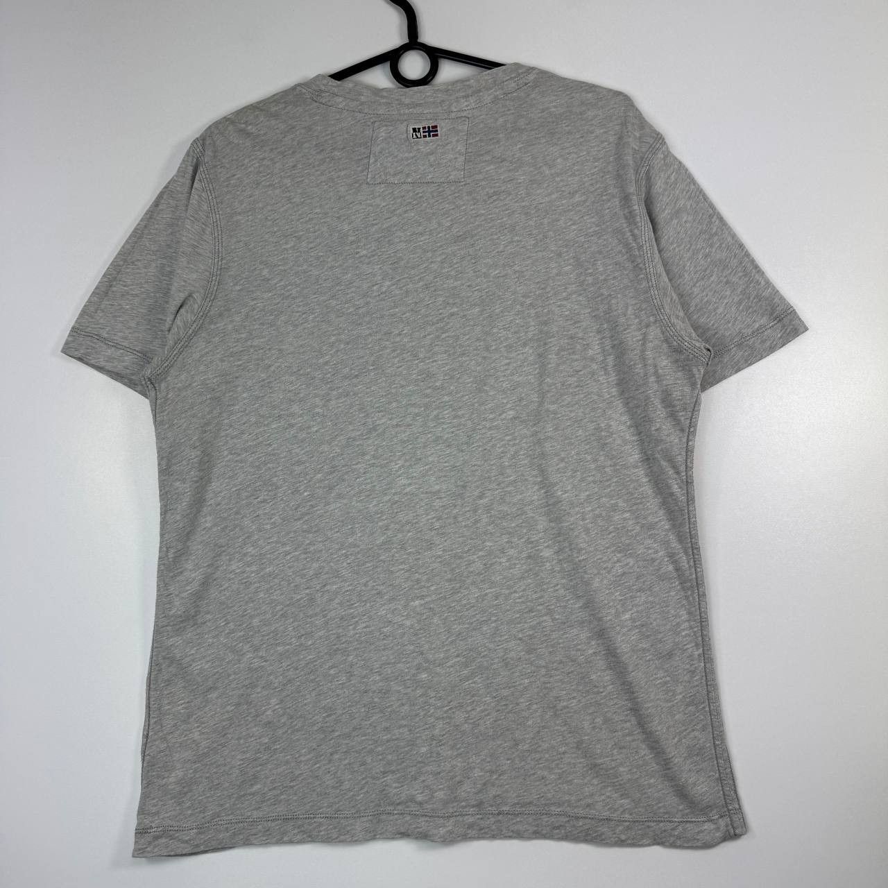 Napapijri Napapijri Grey Graphic T-Shirt Norway Flag Tee Size M Size US M / EU 48-50 / 2 - 6 Thumbnail