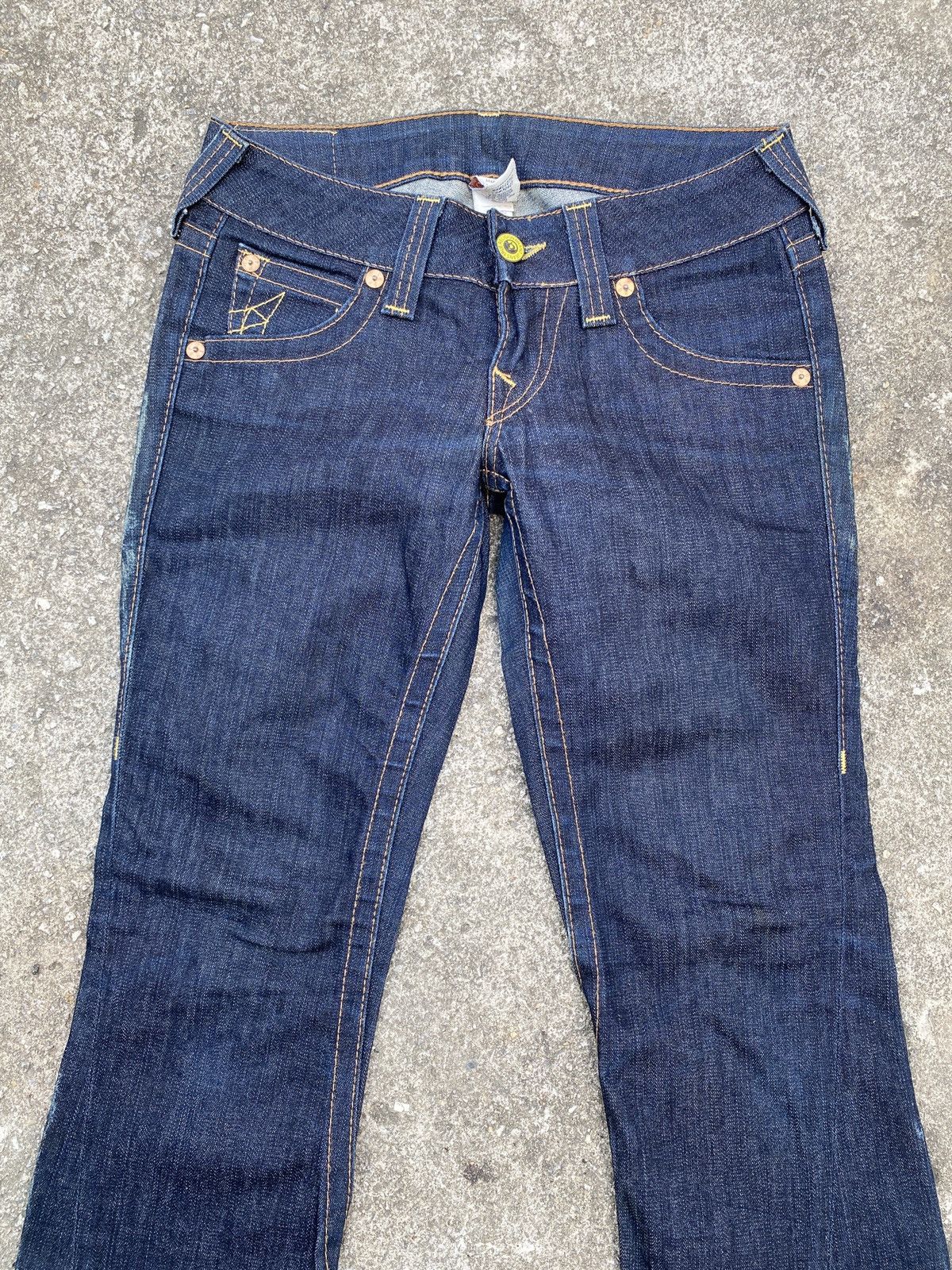 True Religion True Religion Indigo Blue Low Rise Flare Jeans Size 26" / US 2 / IT 38 - 7 Thumbnail