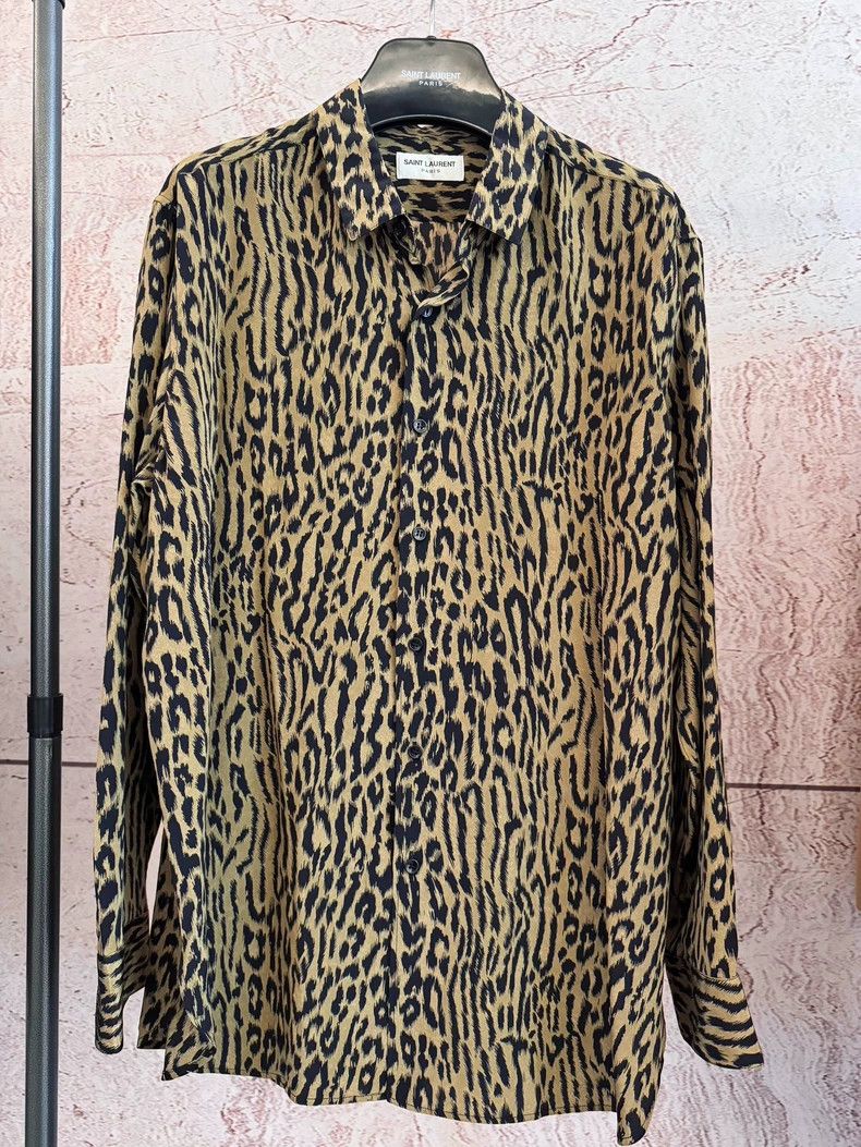 Saint Laurent Paris Saint Laurent Leopard Print Silk Shirt Size US M / EU 48-50 / 2 - 1 Thumbnail