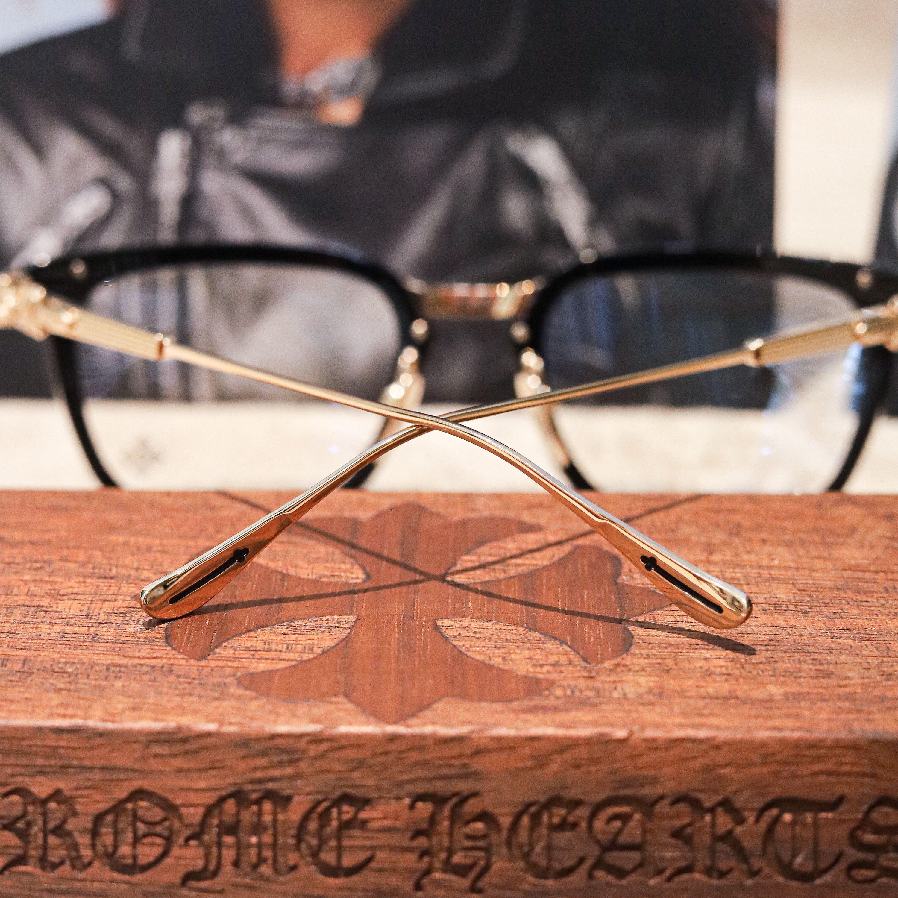 Chrome Hearts CHROME HEARTS OVERPOKED BLACK PLASTIC/GOLD PLATED Size ONE SIZE - 2 Thumbnail