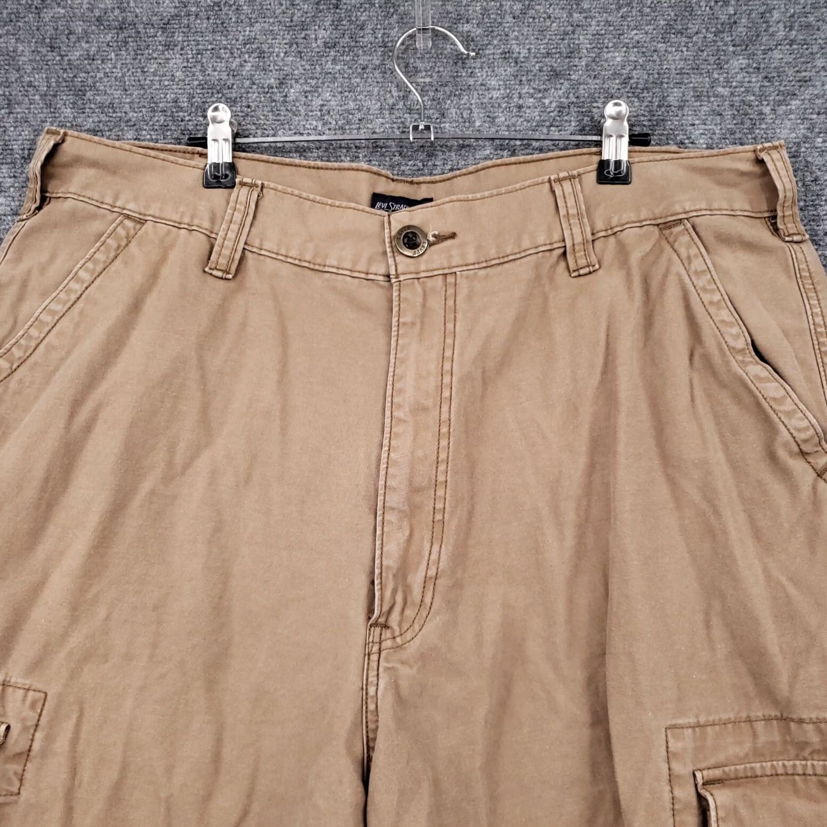 Levi's Levi's Cargo Shorts Mens 38 Brown Relaxed Fit Utility Tactical Size US 38 / EU 54 - 3 Thumbnail