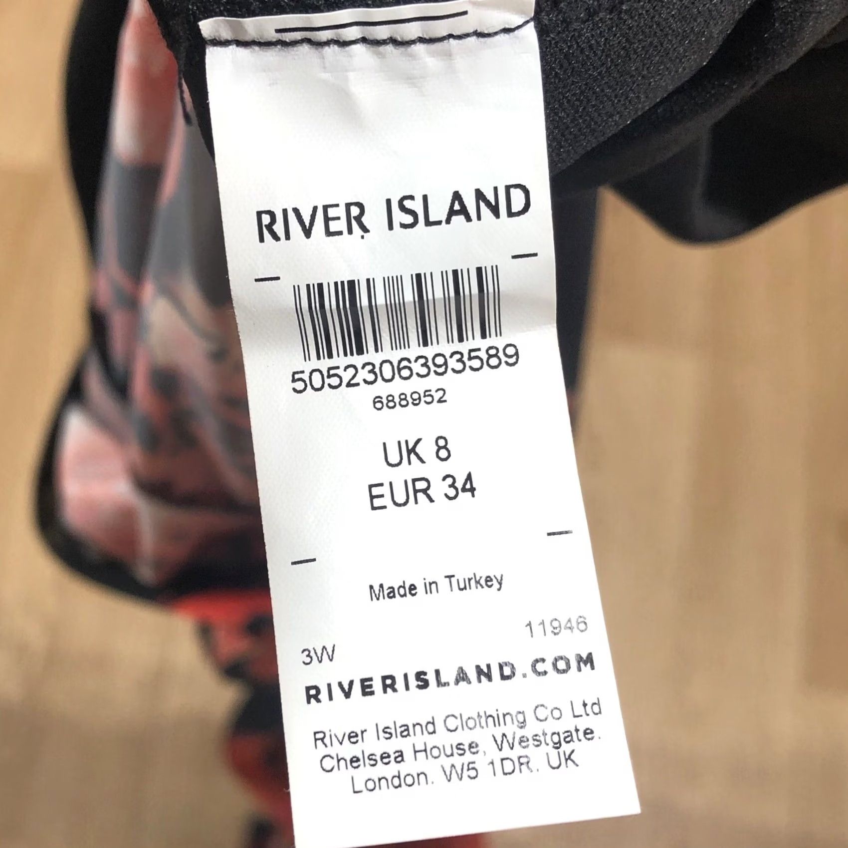 River Island River Island Decadence Black Floral Print Shift Dress UK 8 Long Sleeve BNWT Women’s Knee Length 96% Polyester 4% Elastane Size M / US 6-8 / IT 42-44 - 7 Thumbnail