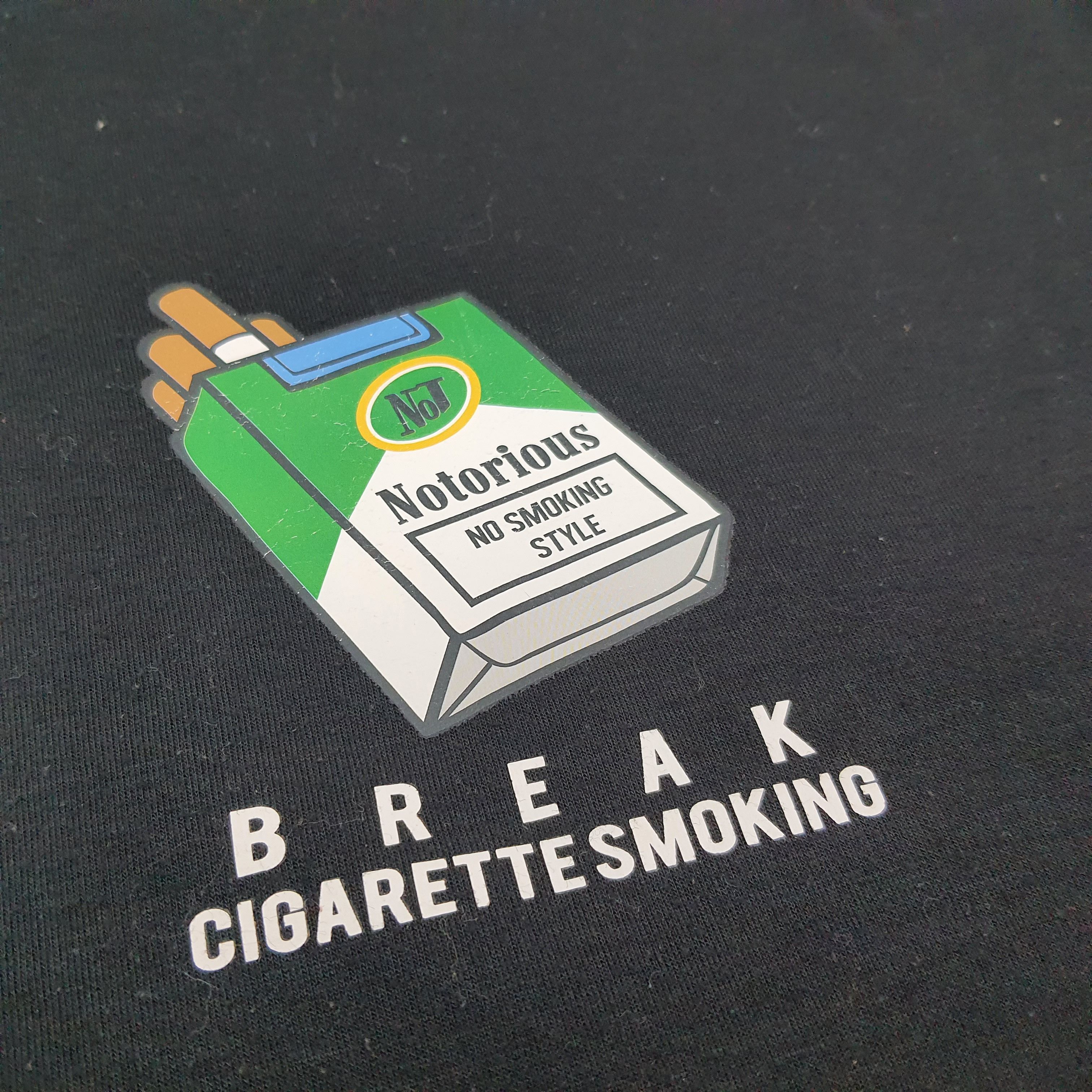Vintage Vintage Notorious Break Cigarette Smoking Sweatshirt C257N15 Size US XXL / EU 58 / 5 - 5 Thumbnail