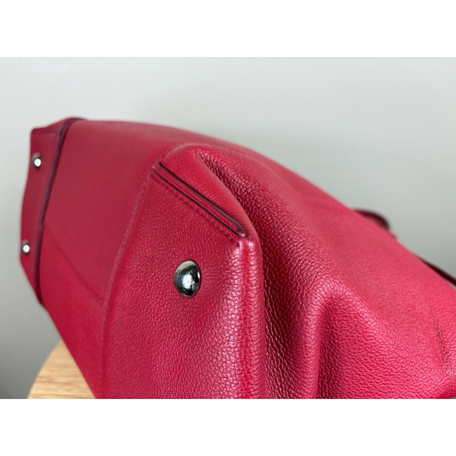 Louis Vuitton Authentic Louis Vuitton Taurillon Parnassea MM Leather Bag Size ONE SIZE - 7 Thumbnail