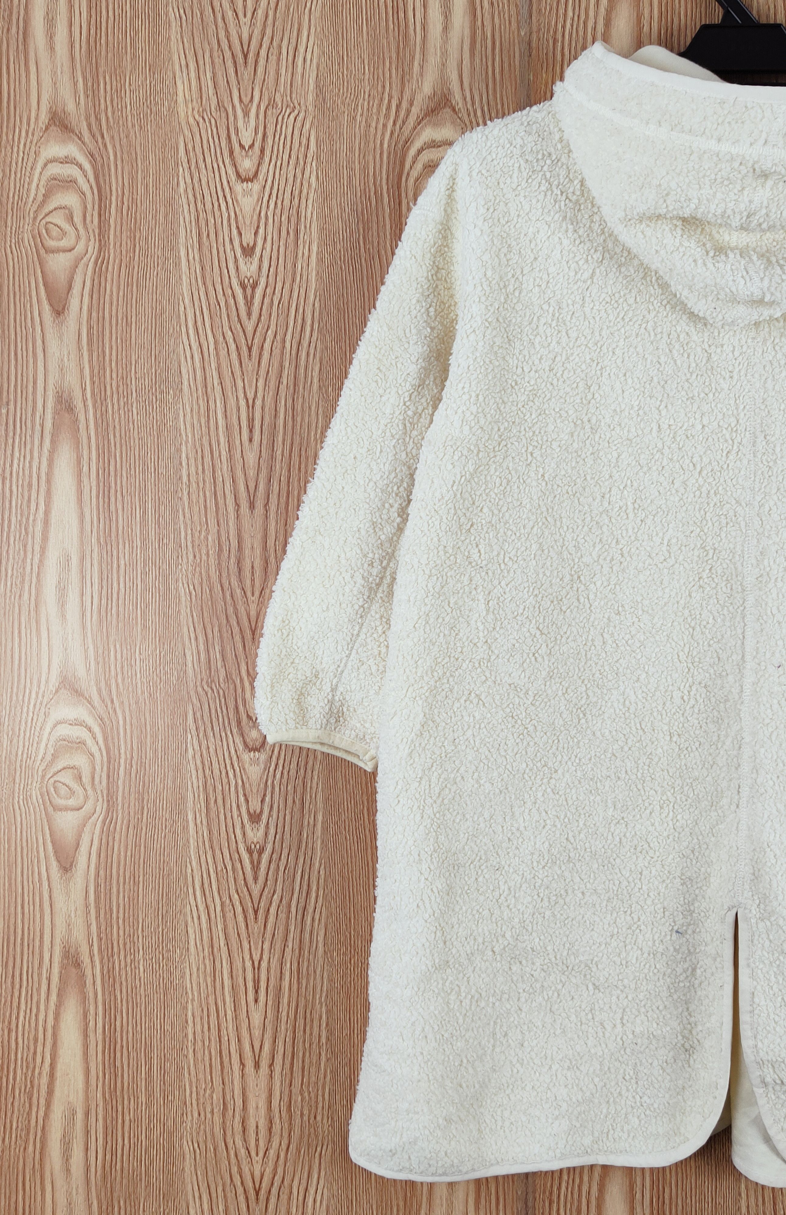 GU × Undercover GU ❌ Undercover Ivory Fur Hoodie Sweater COLLABORATION STUFF Size L / US 10 / IT 46 - 8 Thumbnail