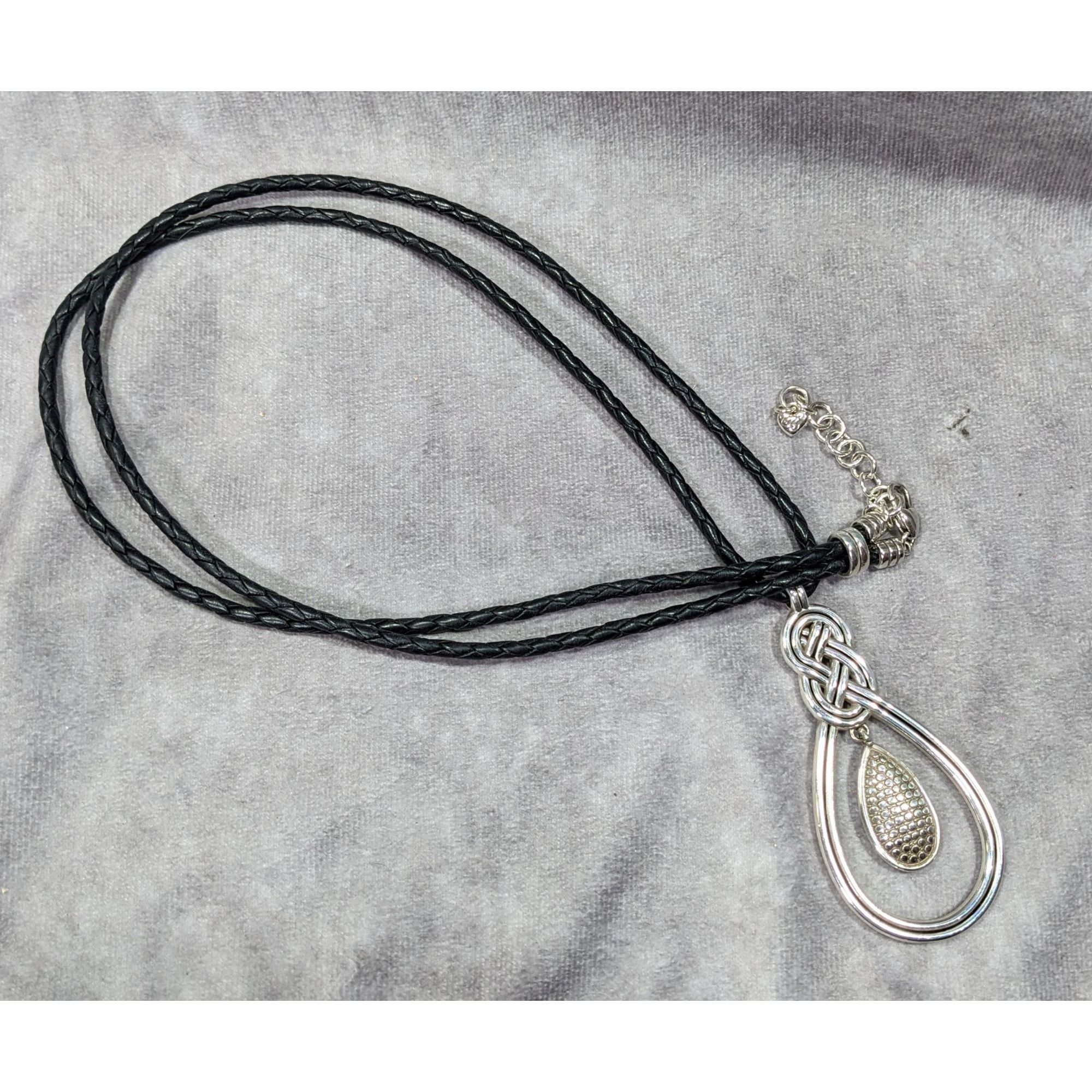 Brighton Vintage Brighton Celtic Knot Teardrop Necklace Size ONE SIZE - 8 Thumbnail