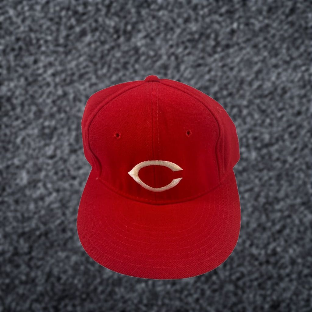 New Era VINTAGE New Era Pro Model Cincinnati Reds Fitted 7 1/8 Hat Cap Wool Men MLB Red Wool Cap USA Baseball Mens Reds 7 1/8 Size ONE SIZE - 1 Thumbnail