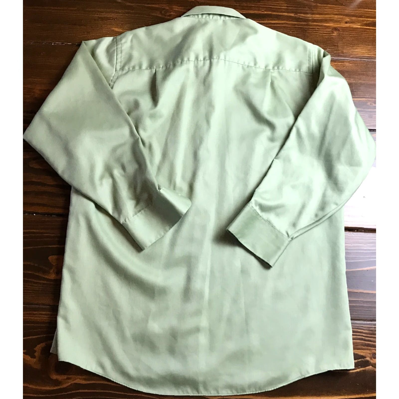 Geoffrey Beene Geoffrey Beene Shirt Men's Large 16 32/33 Green Sateen Button-Down Casual Size US L / EU 52-54 / 3 - 2 Thumbnail