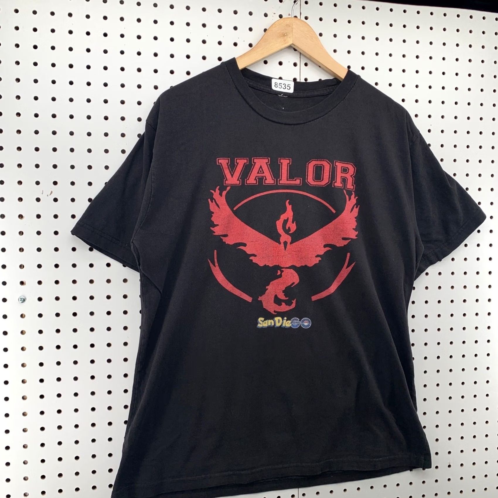 Vintage Pokemon Go Valor Shirt Black Mens M Short Sleeve Crew Neck SVG - Pokemon, Pokémon, Anime, San Diego, 22.5x28 Size US M / EU 48-50 / 2 - 3 Thumbnail