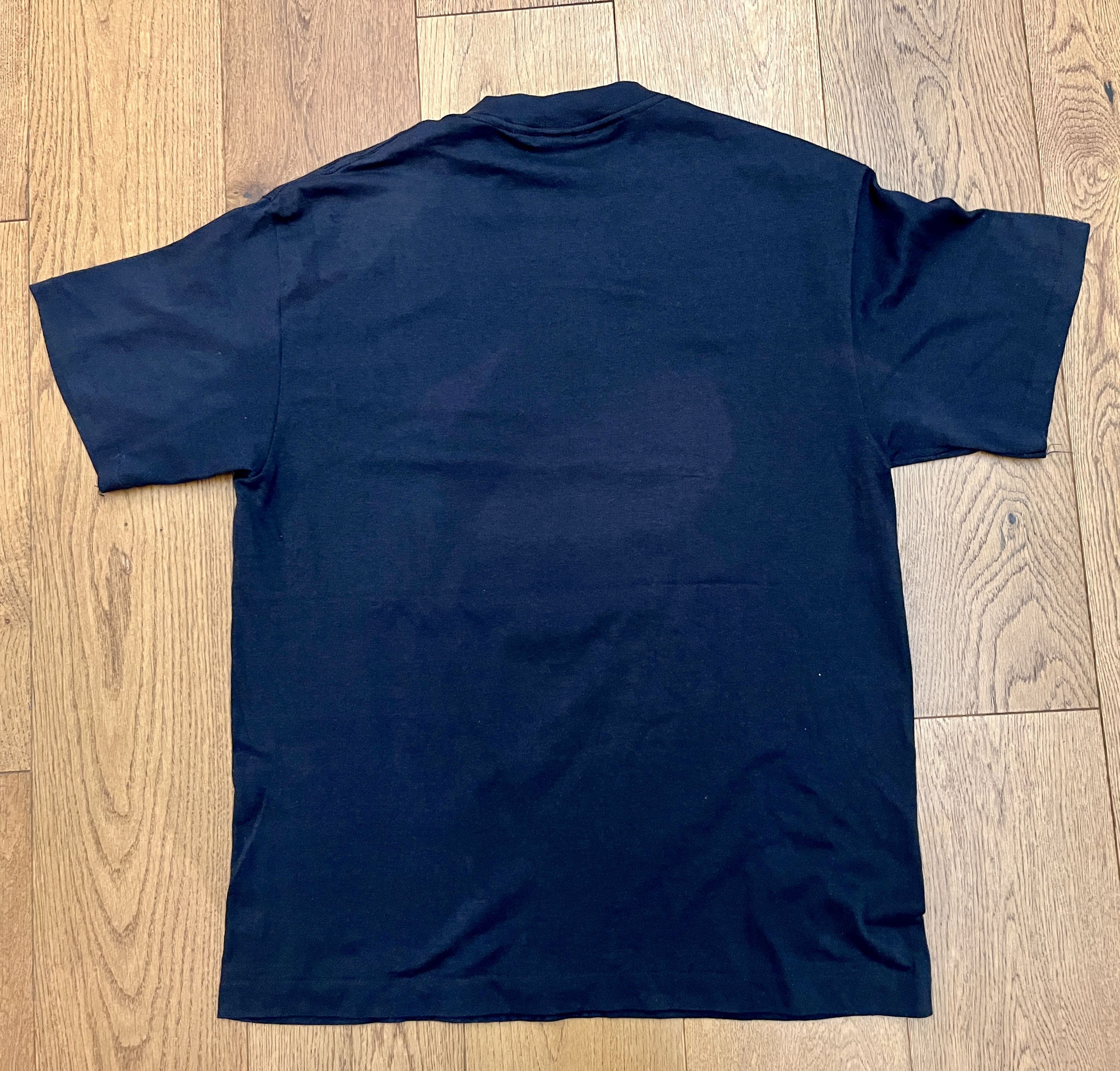 Vintage Vintage 1992 WLAF NY NJ Knights Football T Shirt L Size US L / EU 52-54 / 3 - 5 Thumbnail