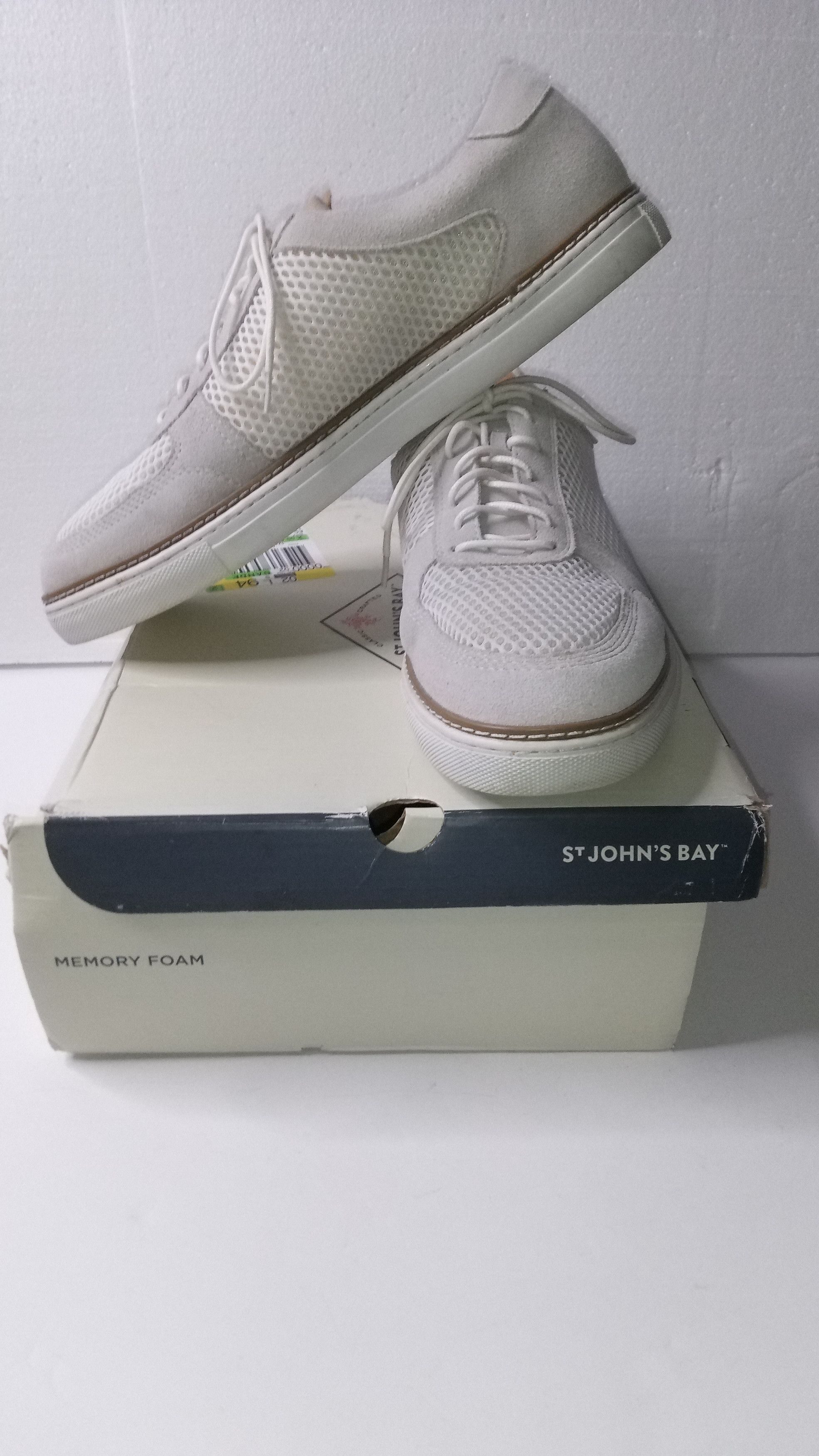 English Laundry Oatmeal Canvas Size US 10.5 / EU 43-44 - 1 Thumbnail