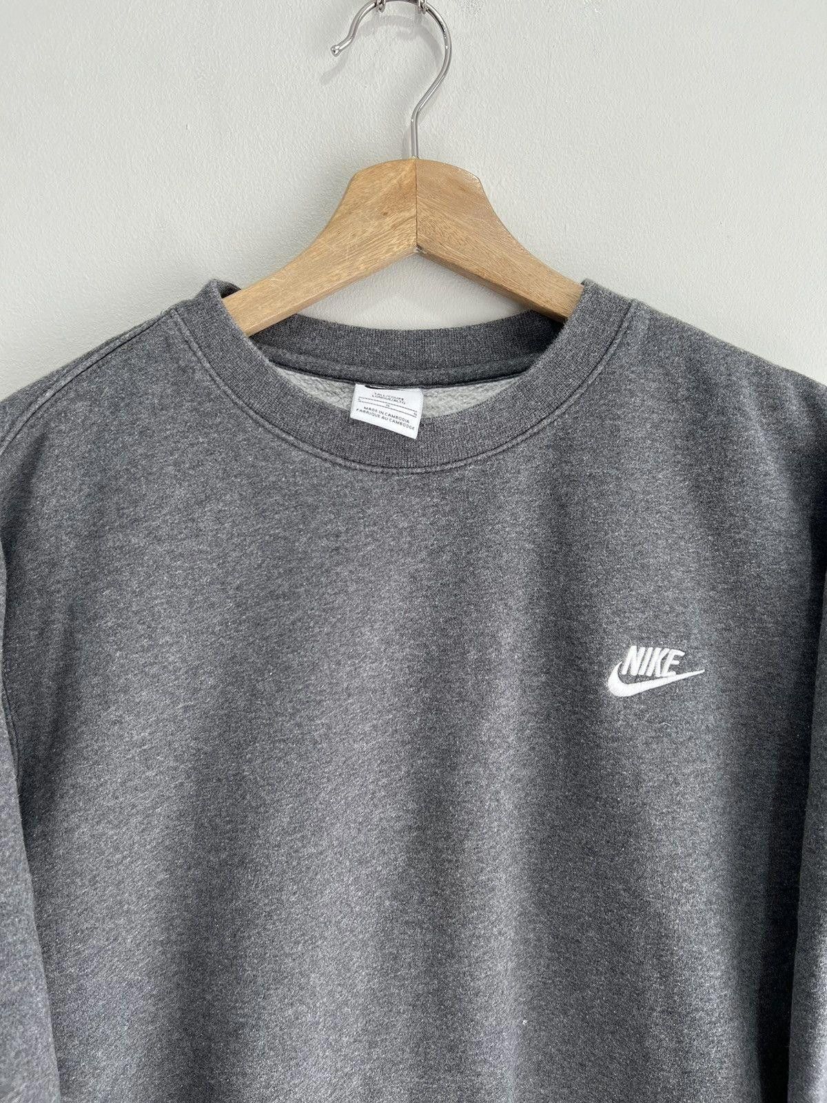 Vintage Vintage Nike Y2K Sweater Sweatshirt swoosh check Size US L / EU 52-54 / 3 - 2 Thumbnail