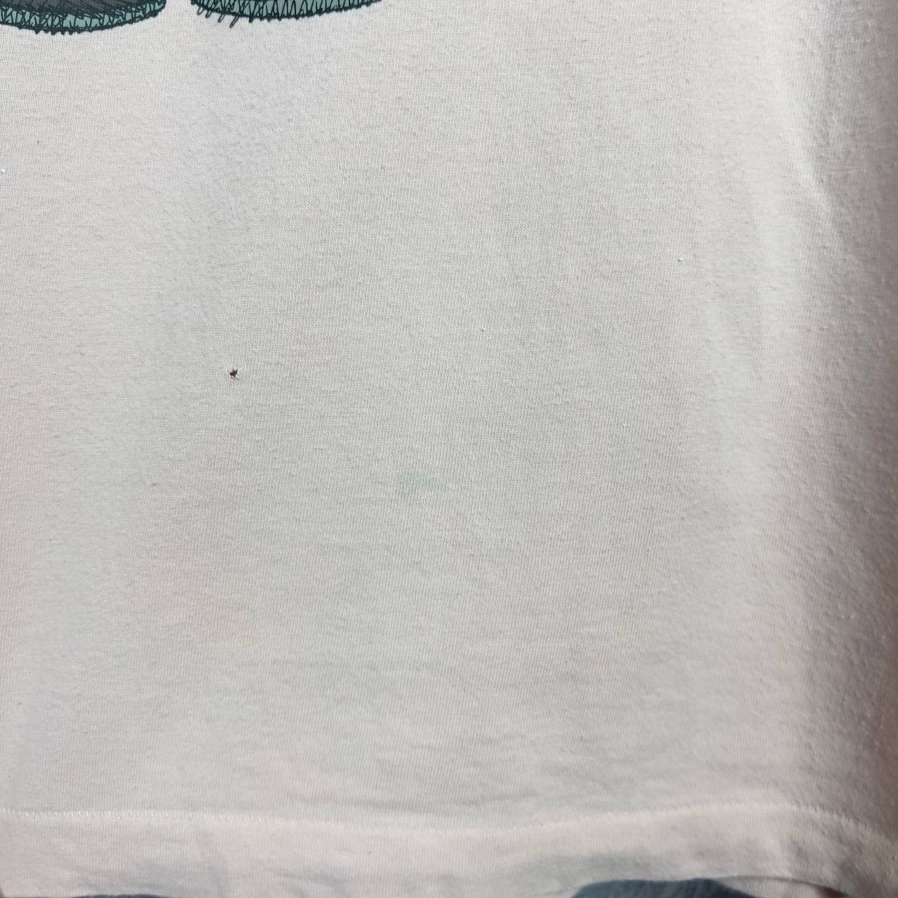 Uniqlo Uniqlo Kaws Tee Men's Size L Beige Pink Cotton Short Sleeve` Size US L / EU 52-54 / 3 - 9 Thumbnail
