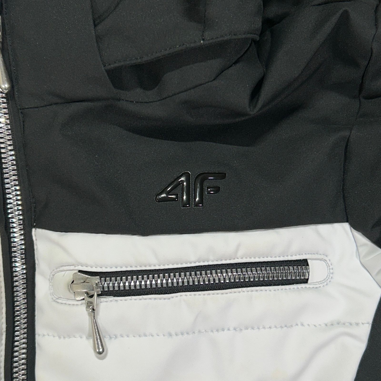 Other 4F KUDN151 fur trim ski jacket Dermizax 20k waterproof wms S Size S / US 4 / IT 40 - 4 Thumbnail
